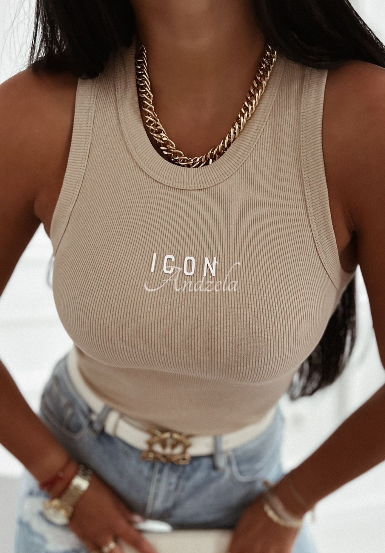 Ribbed top with Icon lettering beige