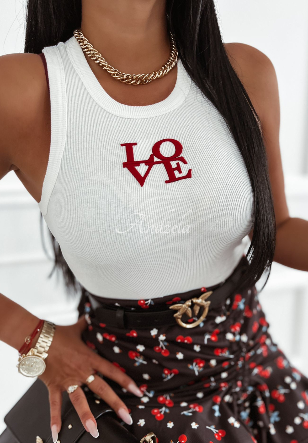 Ribbed top with embroidery Love white and red