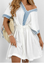 Sukienka oversize z dżetami Aqua Relaxations biało-niebieska