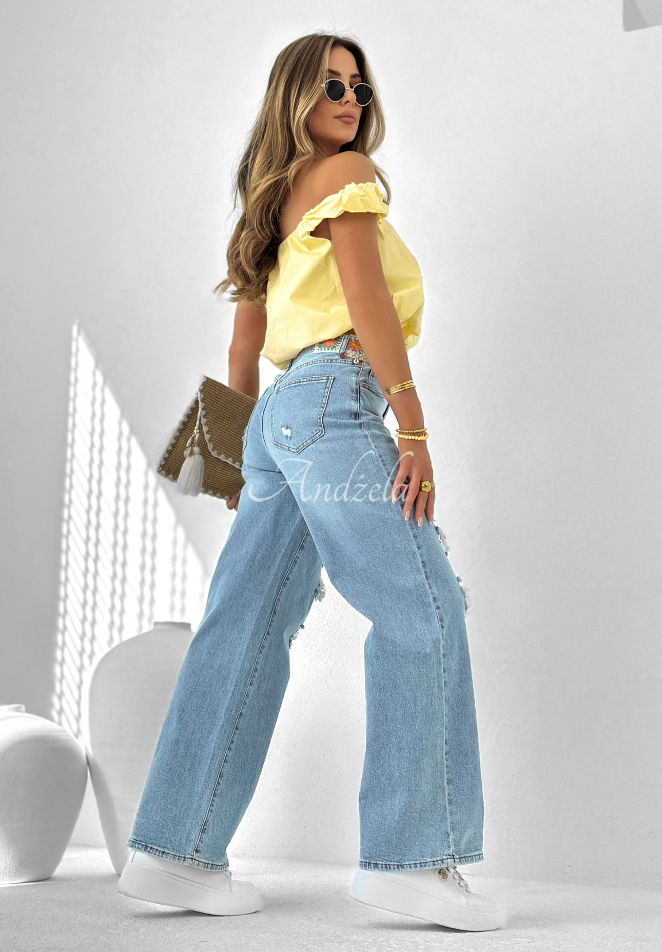 Denim pants with rubbing and embroidery Cute &amp; Trendy blue
