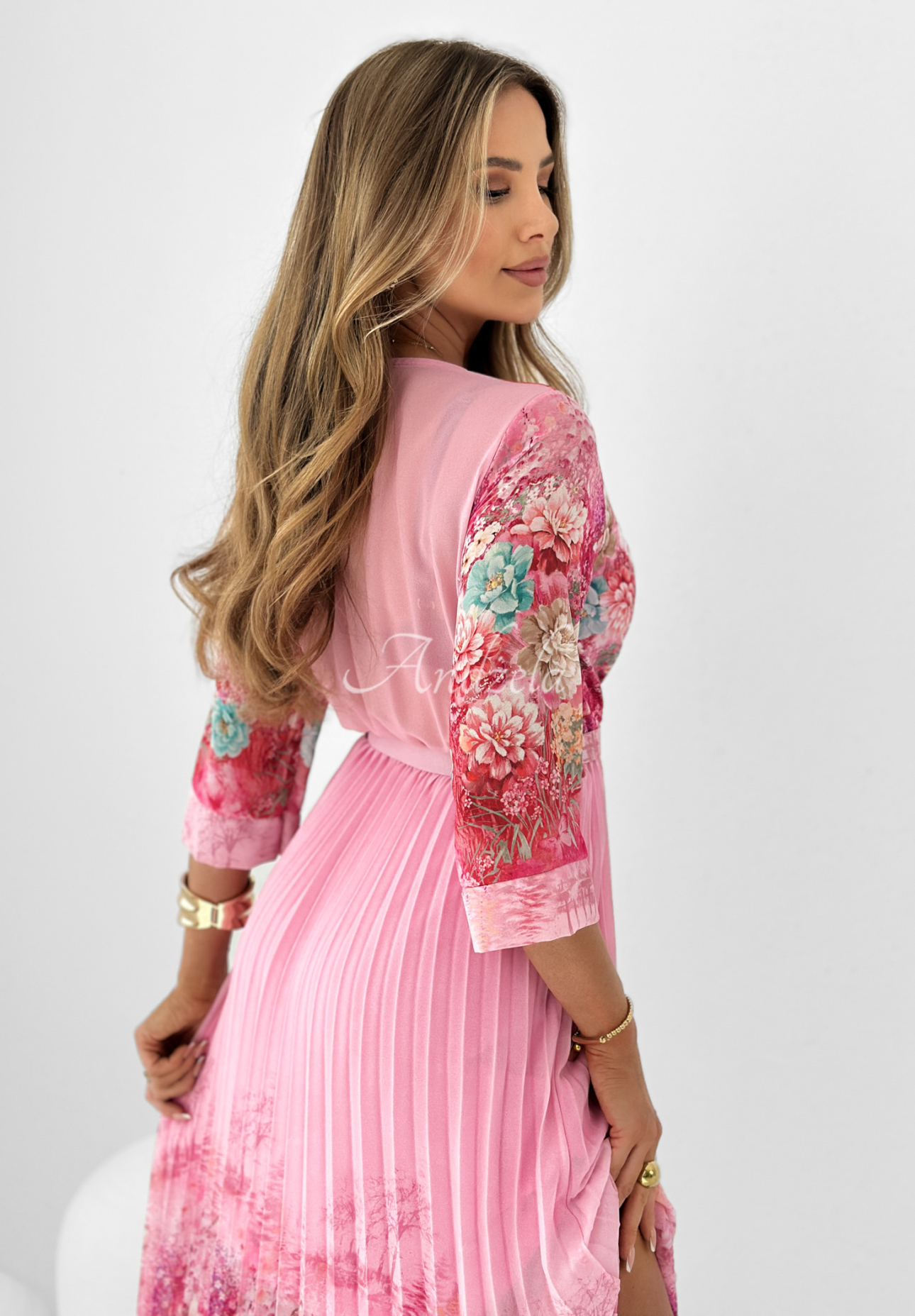 Pleated floral dress by The Perfect Dress pink