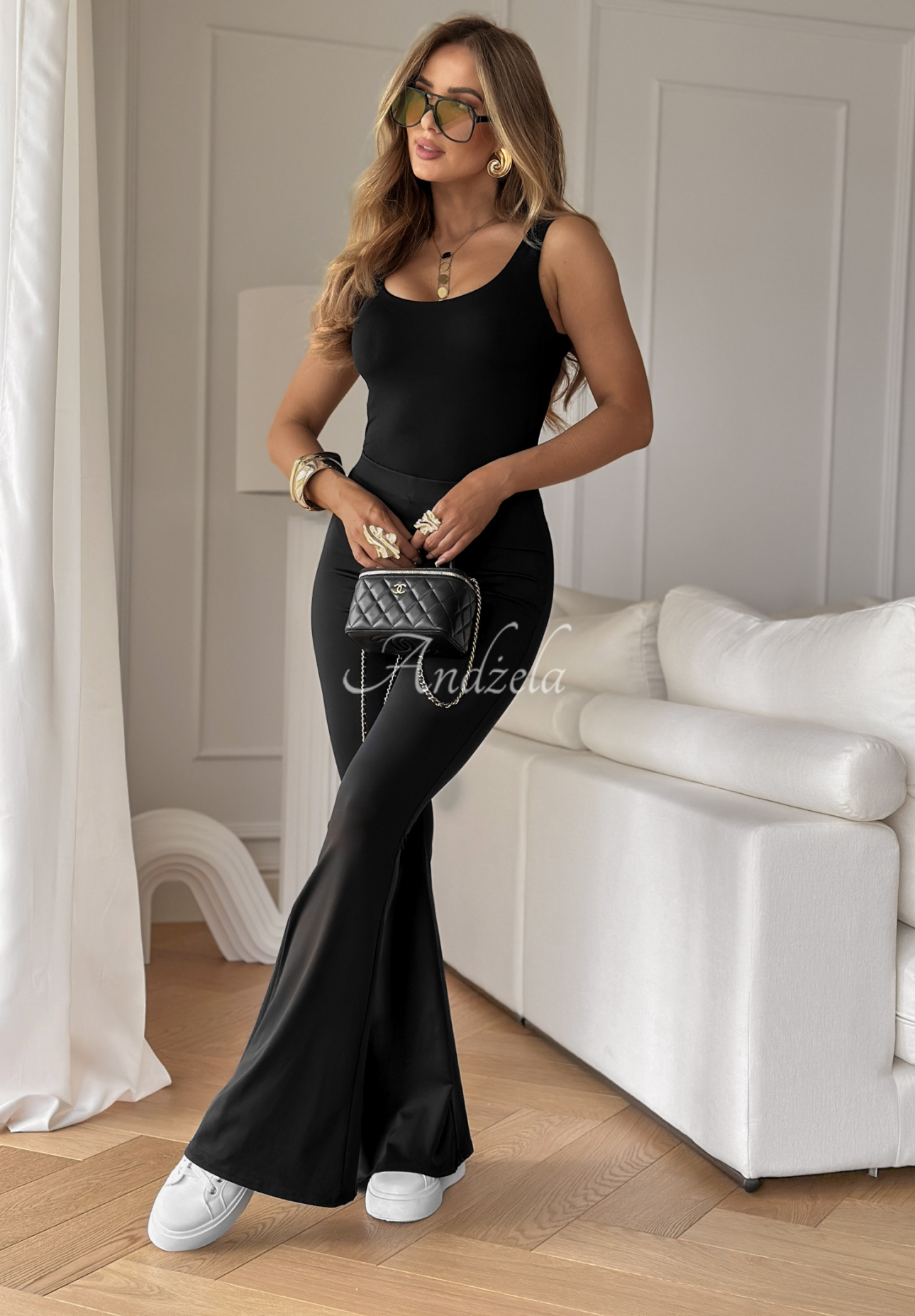 Viscose top with neckline All Coming Back black