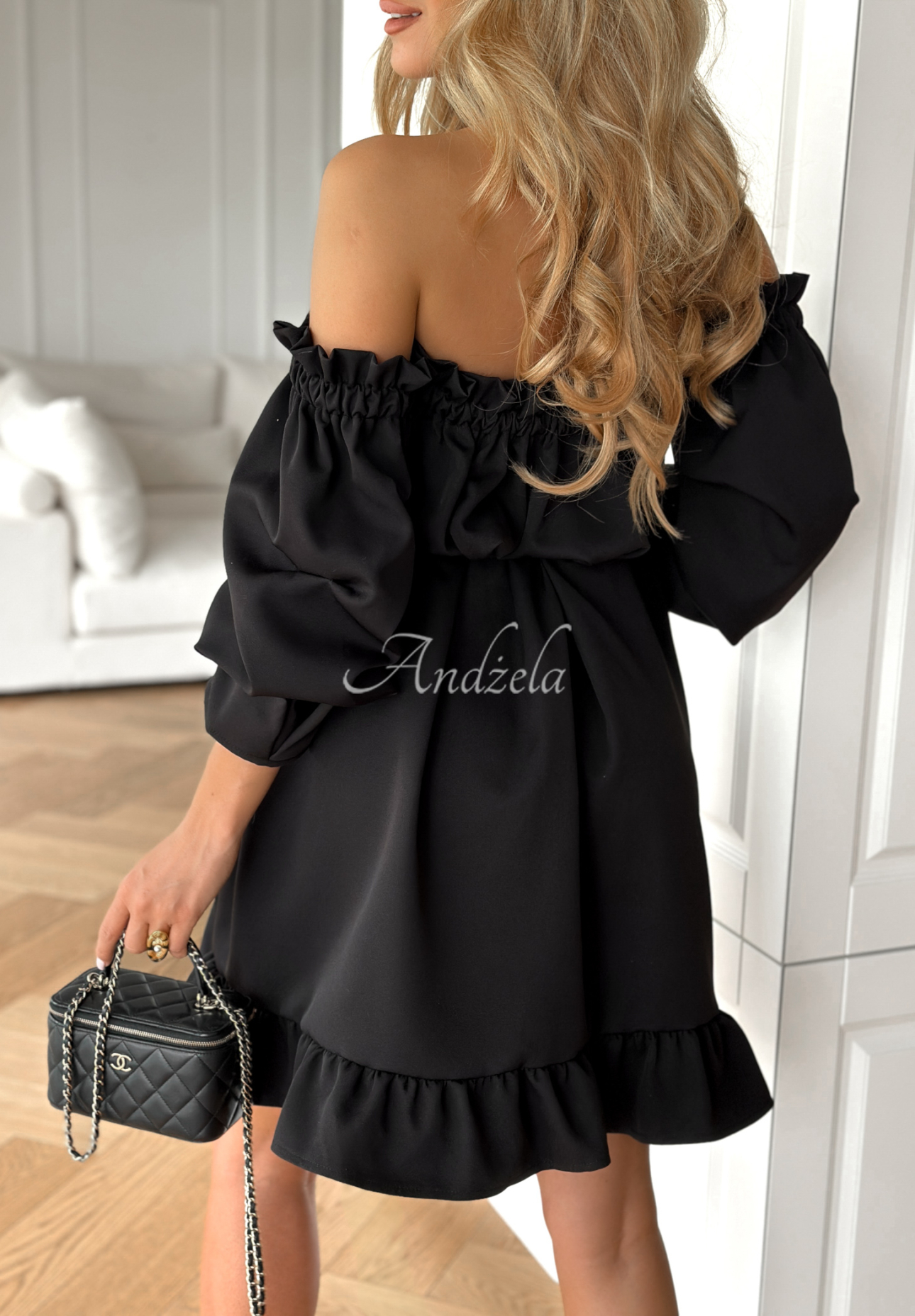 Sukienka hiszpanka z paskiem More Than That czarna