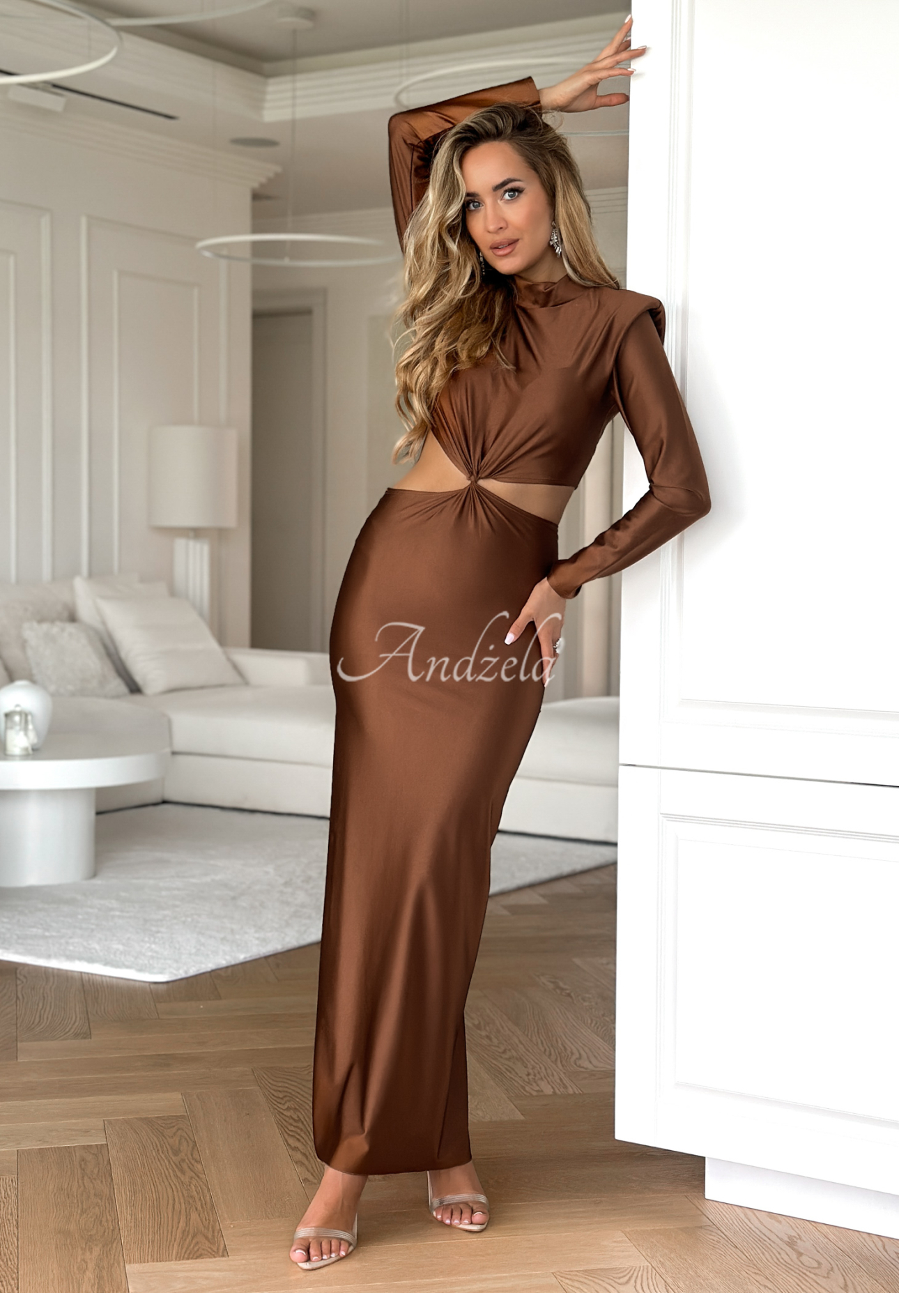 So Stunning maxi dress with cutouts chocolate