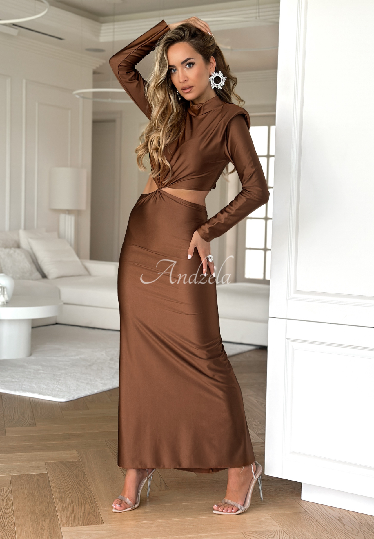 So Stunning maxi dress with cutouts chocolate