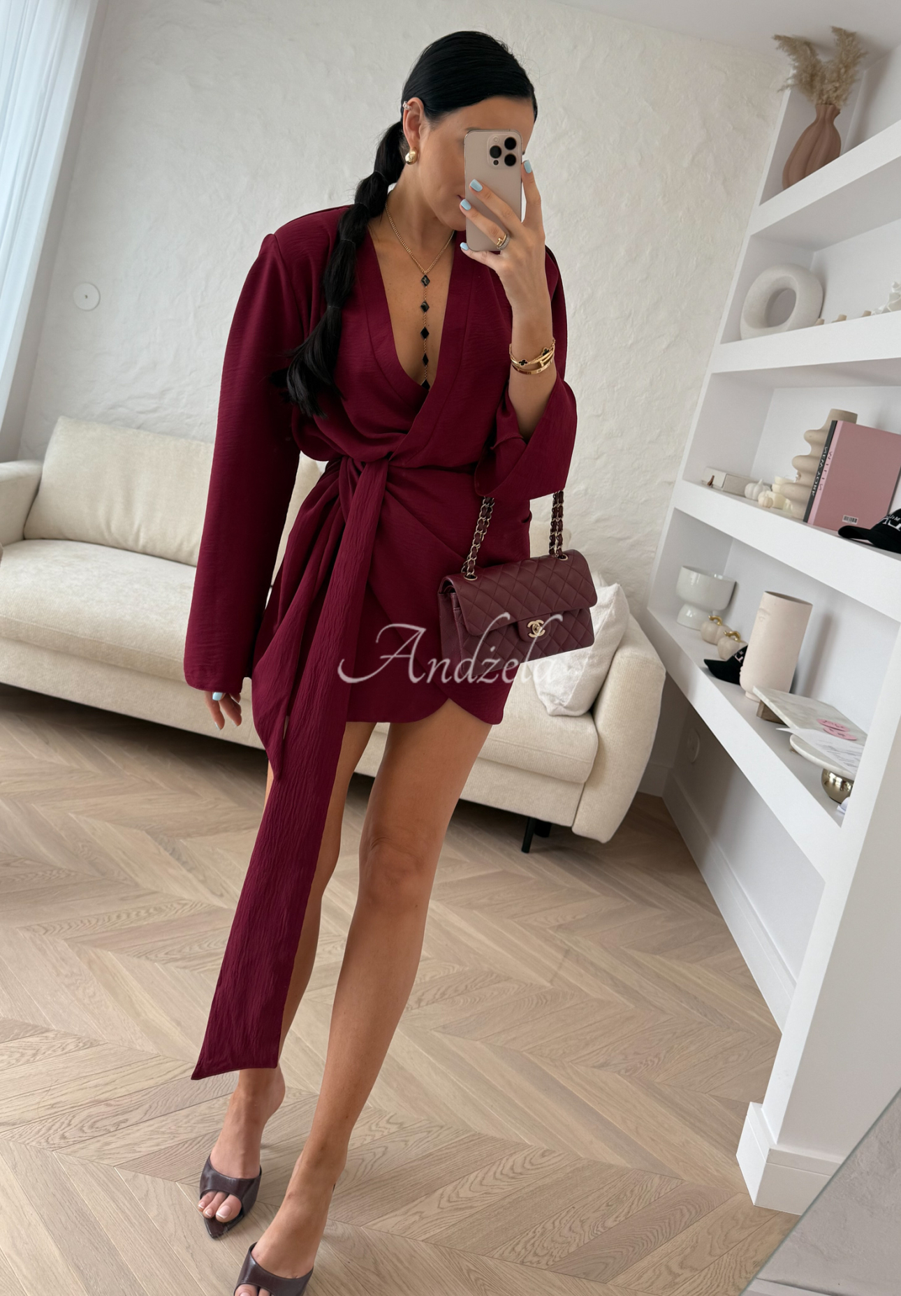 Wiskozowa sukienka z paskiem La Milla Don't Waste Time bordowa