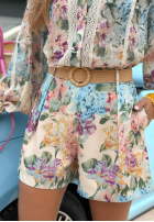 Kwiecisty komplet koszula i krótkie spodenki Tanzania beżowy