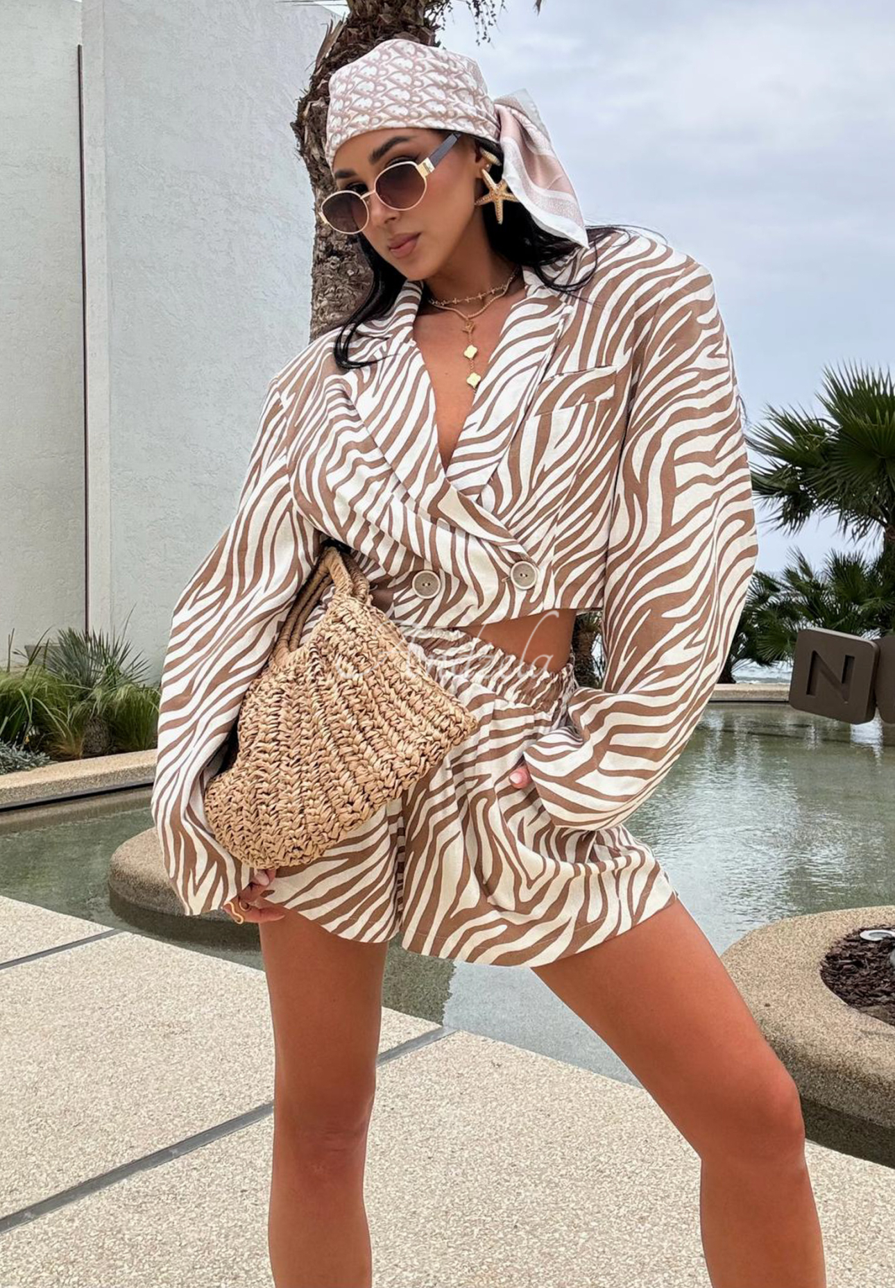 Linen zebra jacket and shorts set La Milla Beautiful Love Story white and beige