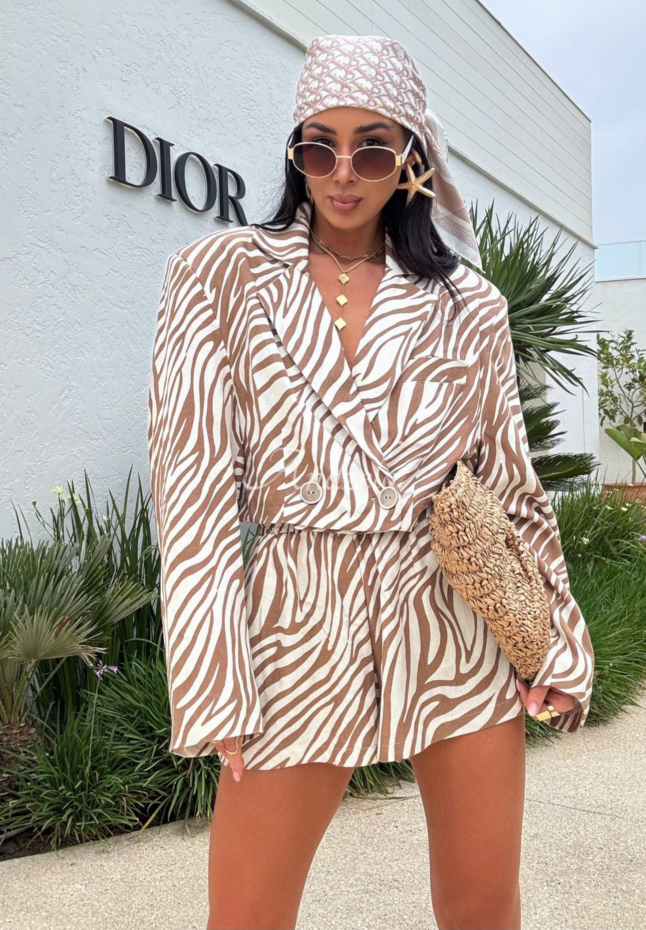 Linen zebra jacket and shorts set La Milla Beautiful Love Story white and beige