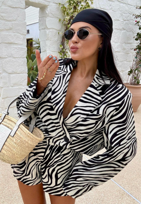 Linen zebra jacket and shorts set La Milla Beautiful Love Story white and black