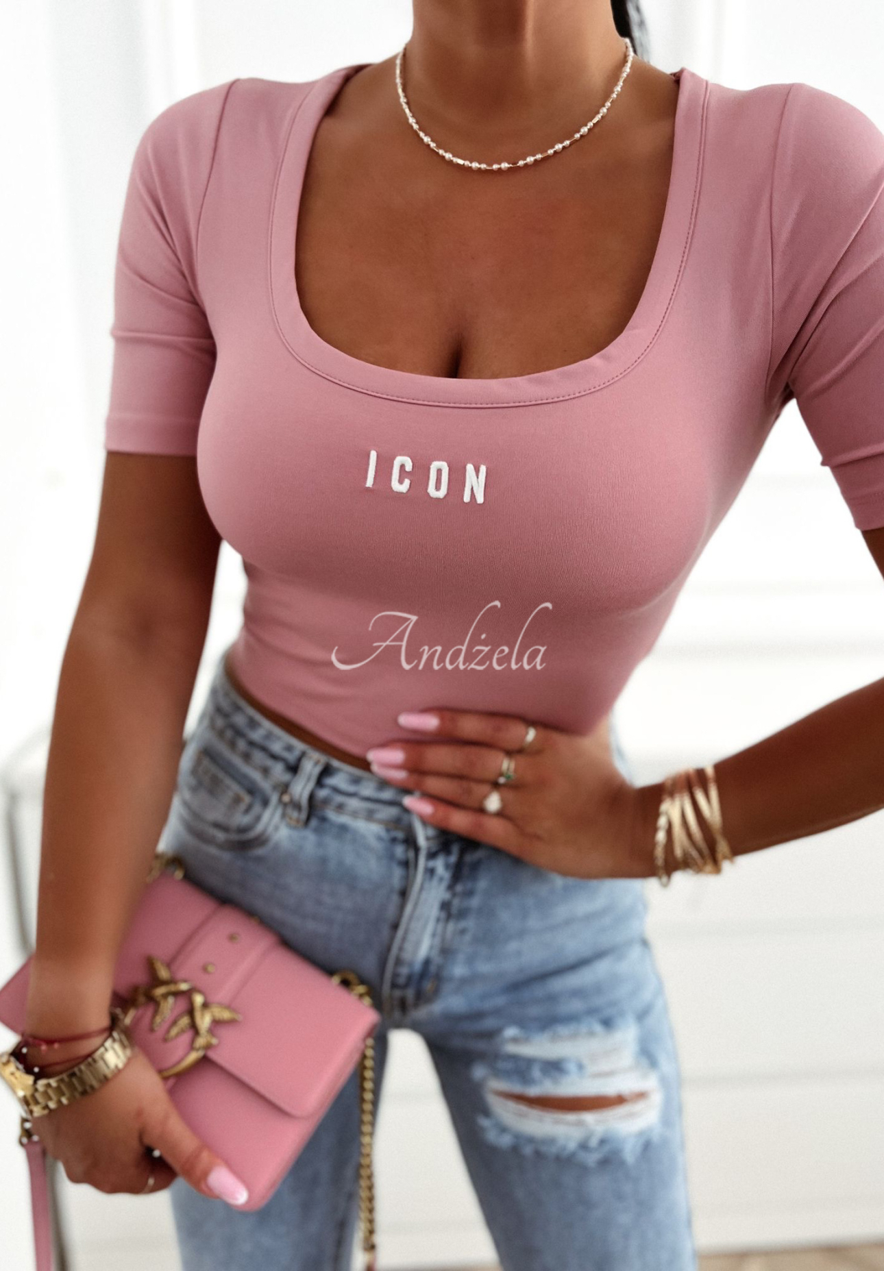 Short viscose blouse with Icon pink lettering