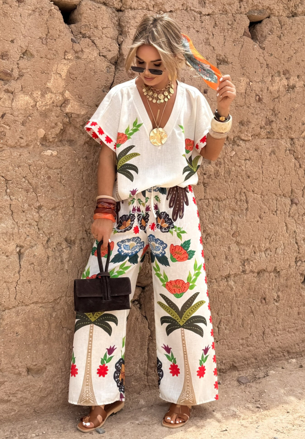 Flowers & Palms patterned wide leg blouse and pants set light beige