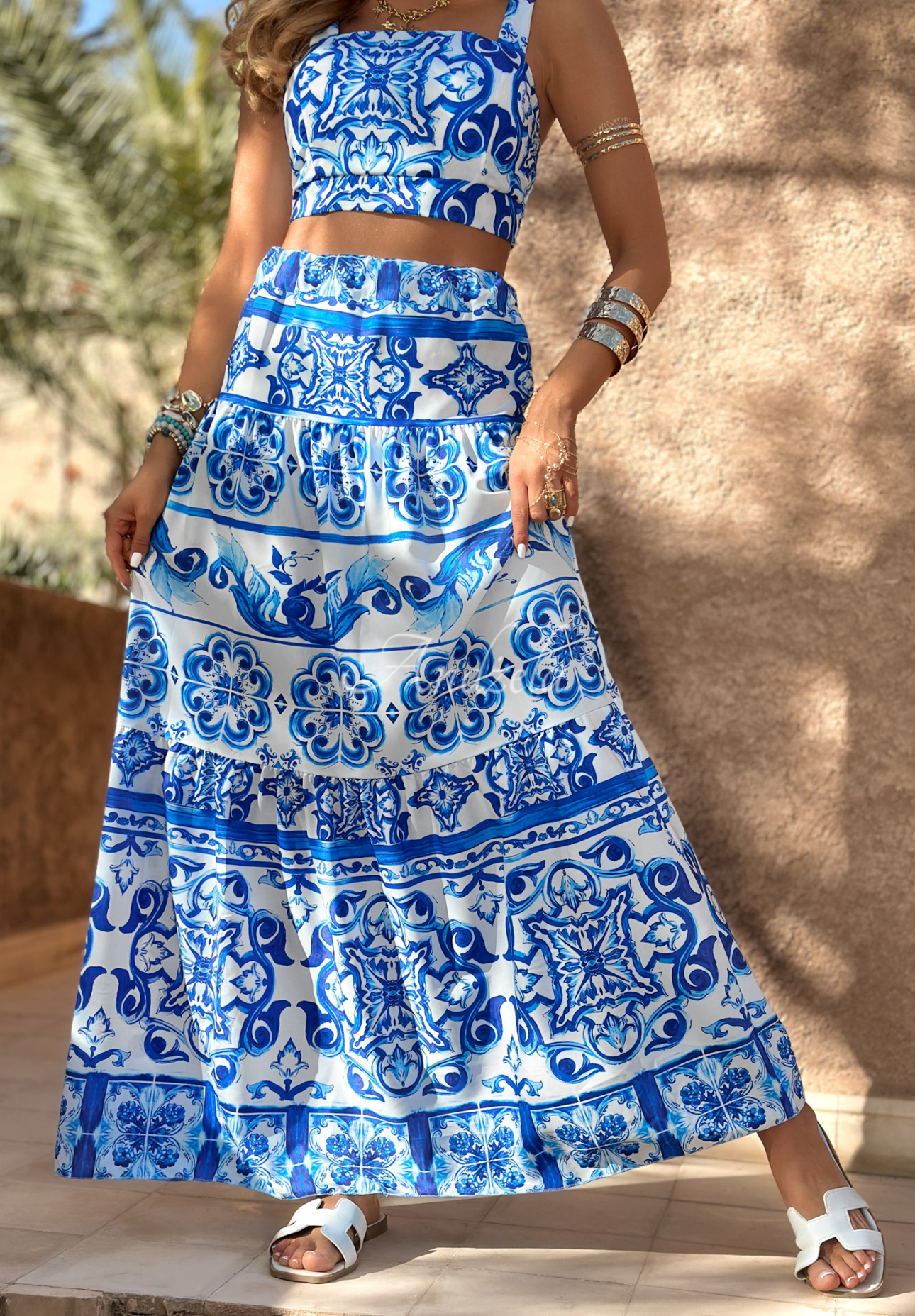Set of strapless top and patterned skirt Marrakesh Mosaic white and blue