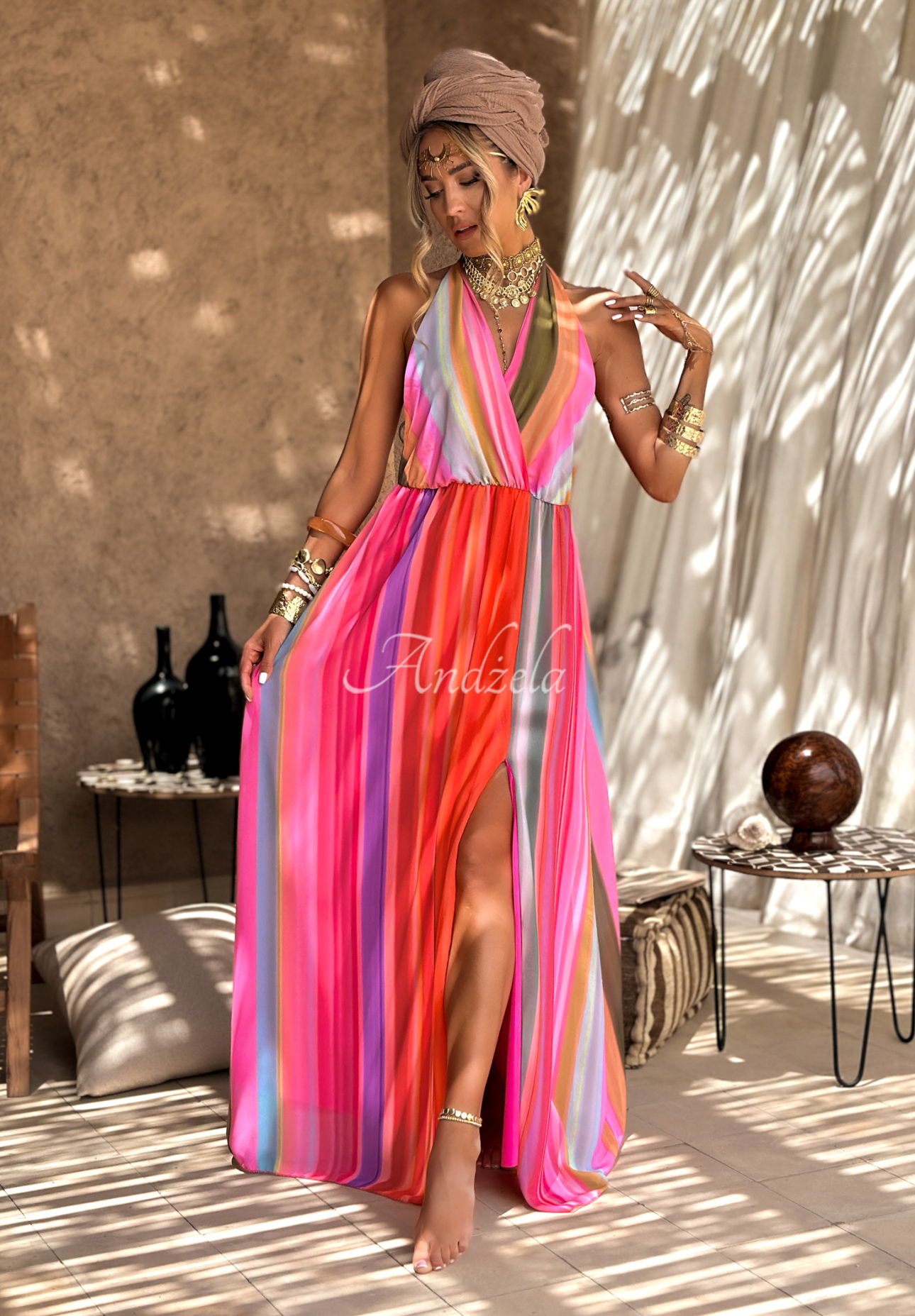 Wzorzysta sukienka maxi Colorful Sun Rays pomarańczowo-różowa