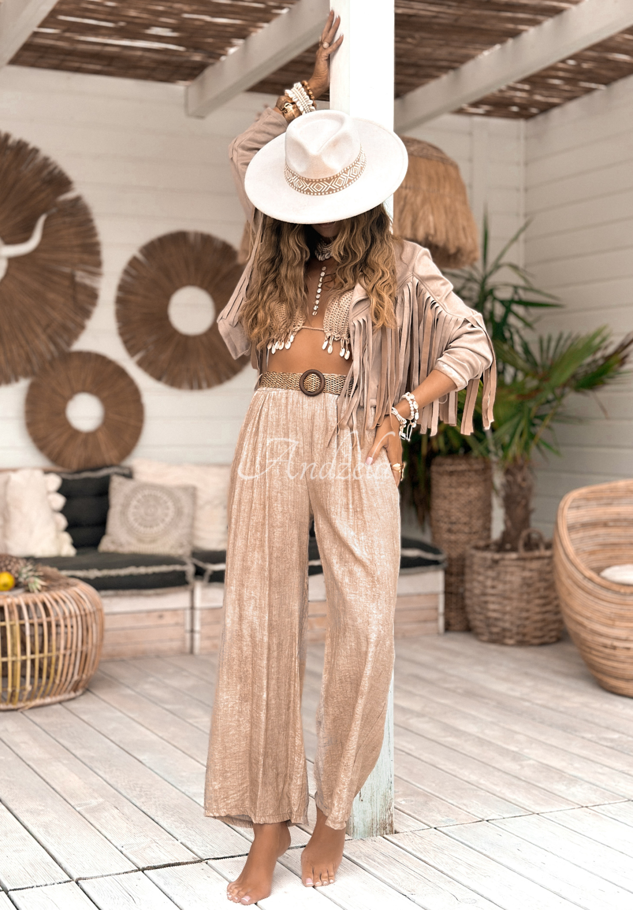 Viscose wide leg pants with belt by The Horizon beige