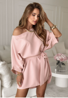 Sukienka z paskiem Self Healing pudrowy róż