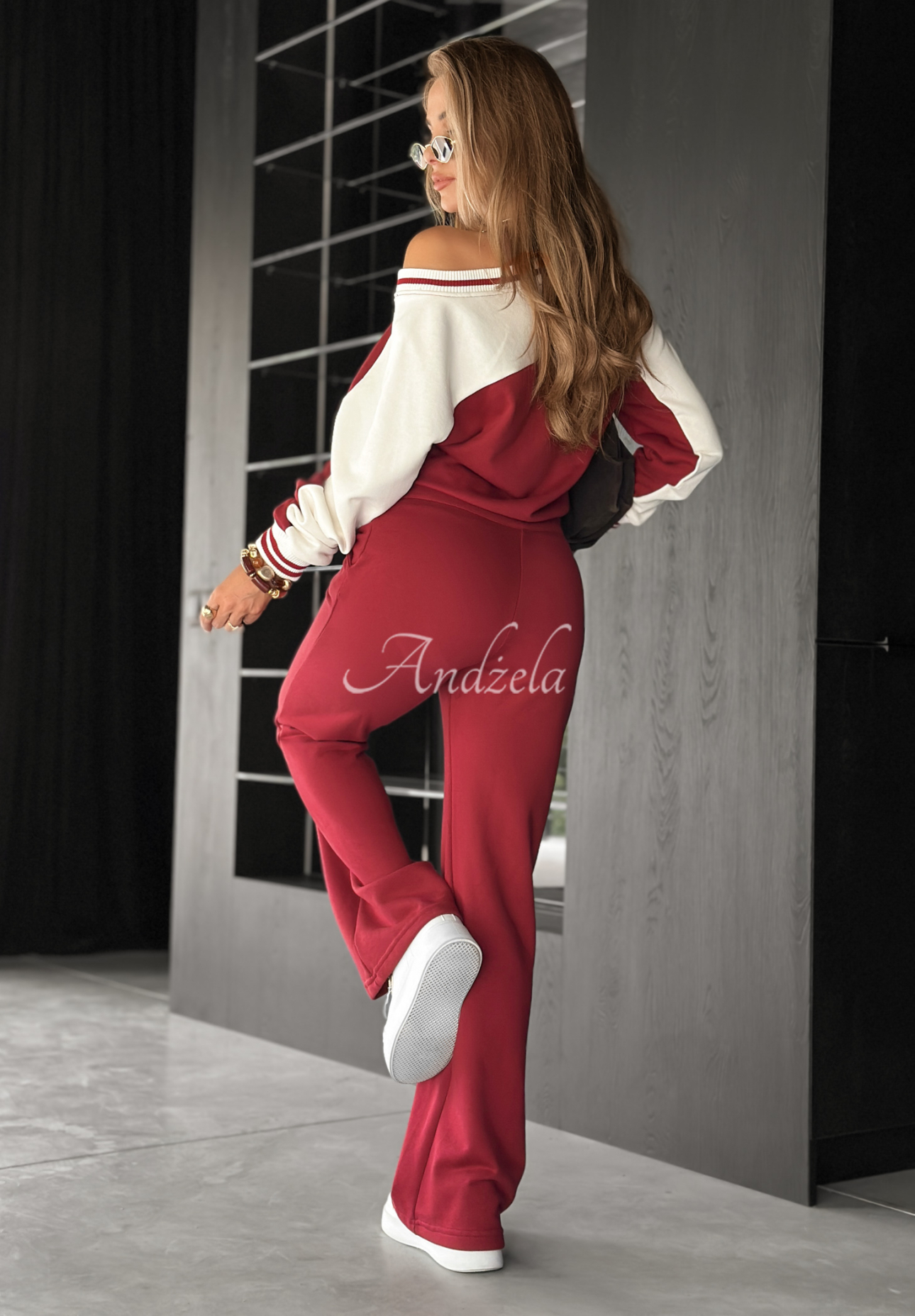 Moment To Think sweatshirt and pants set burgundy