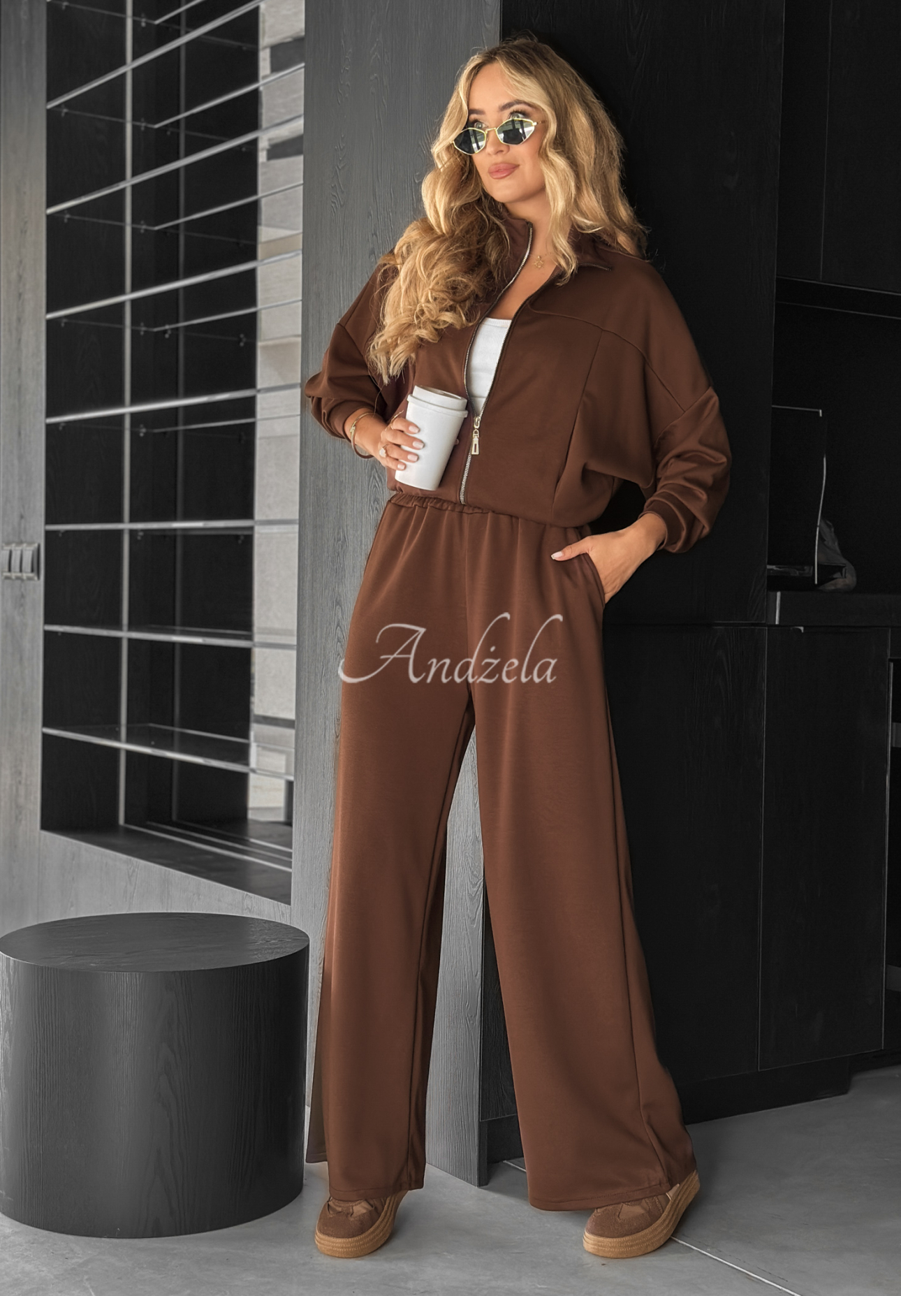 Viscose sweatshirt and pants set Now You See chocolate