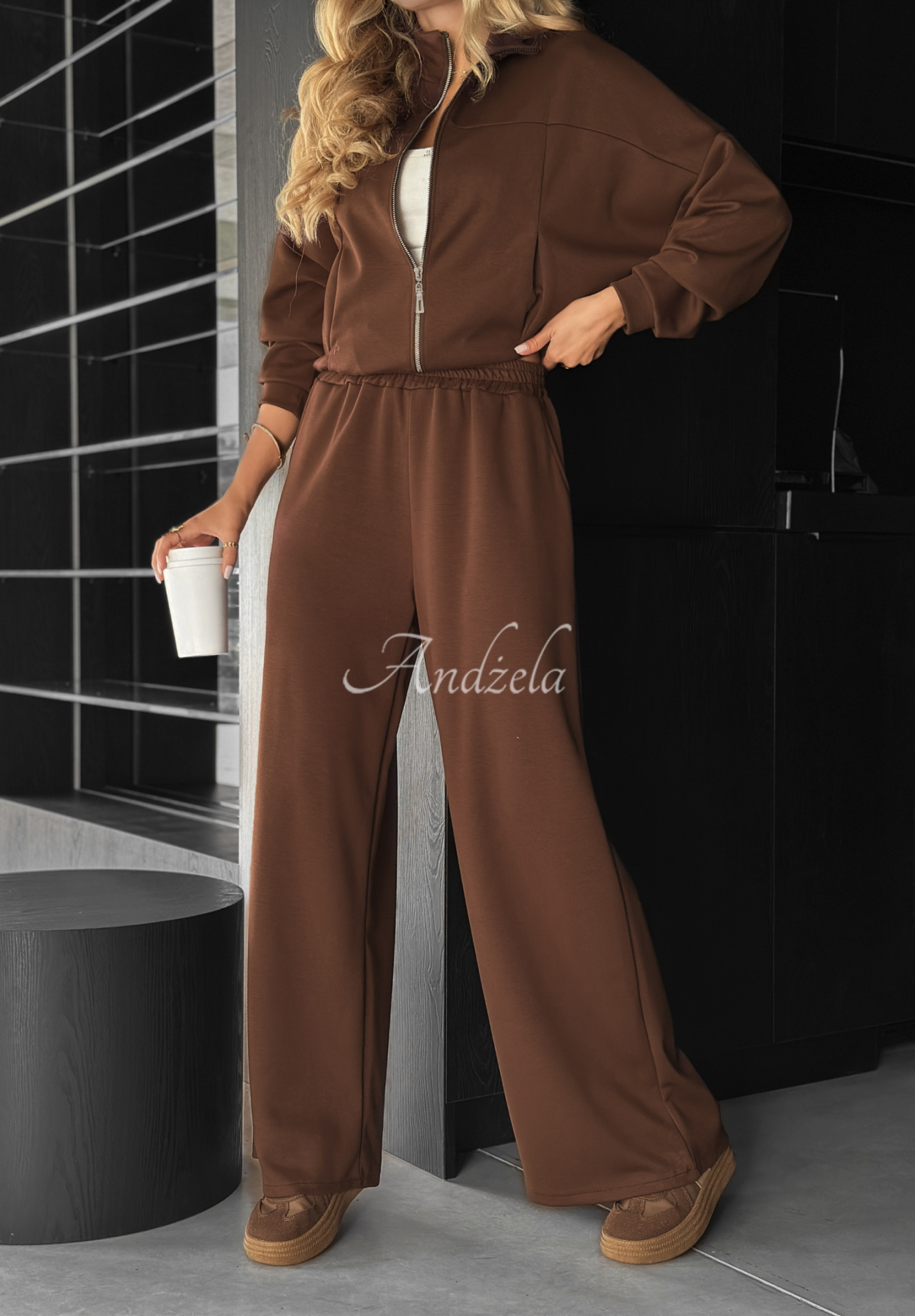 Viscose sweatshirt and pants set Now You See chocolate