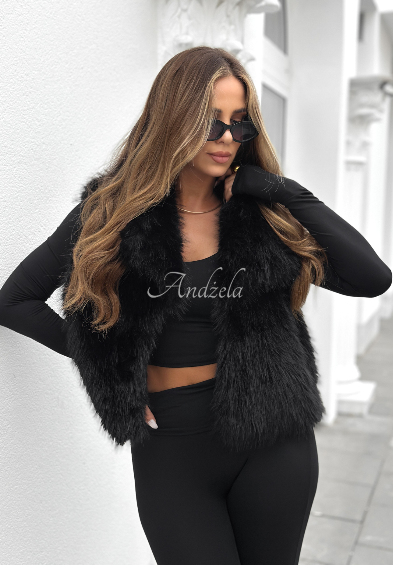 Short fur vest Talk Too Much black