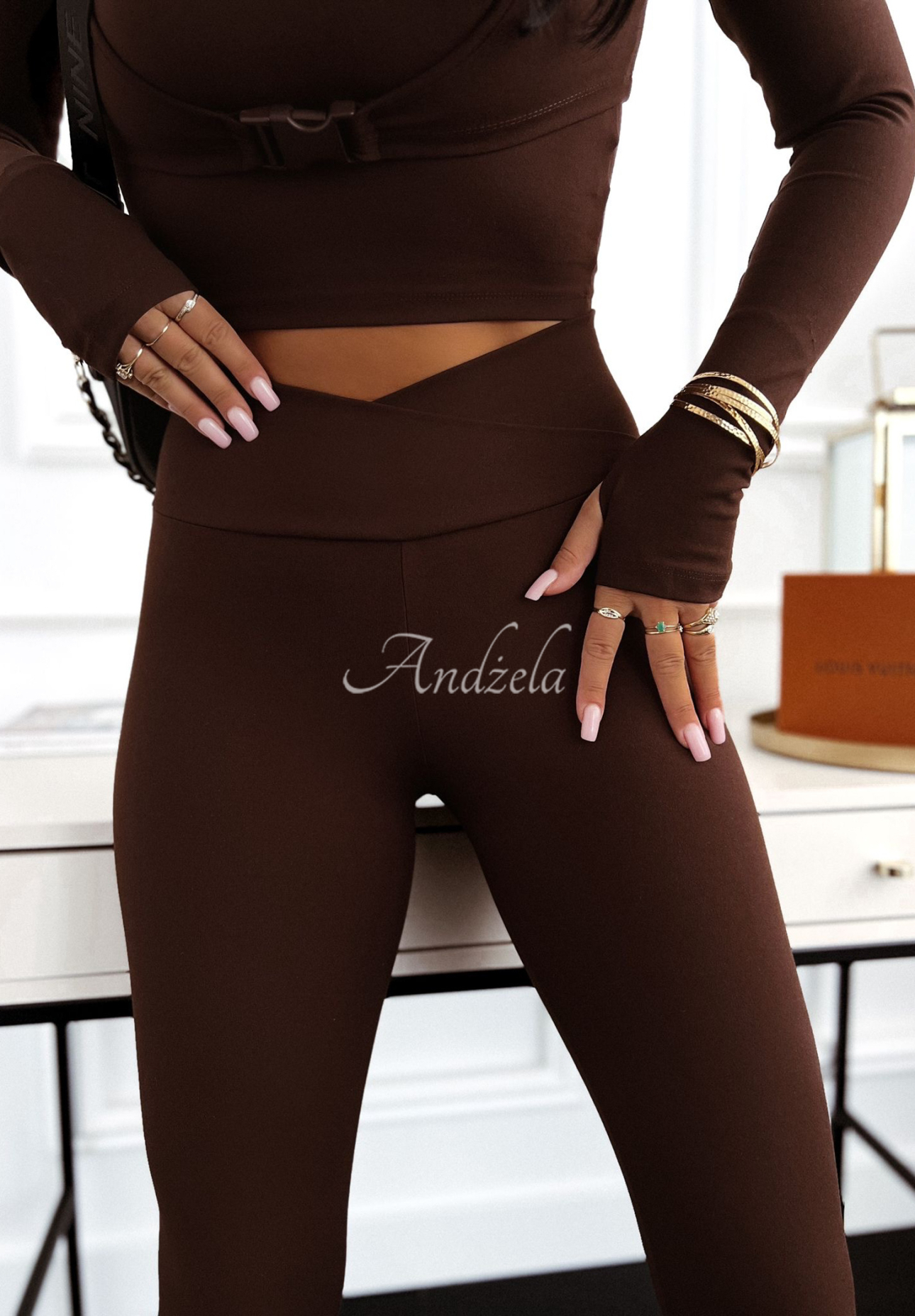 Viscose leggings I Am Ready Now chocolate.