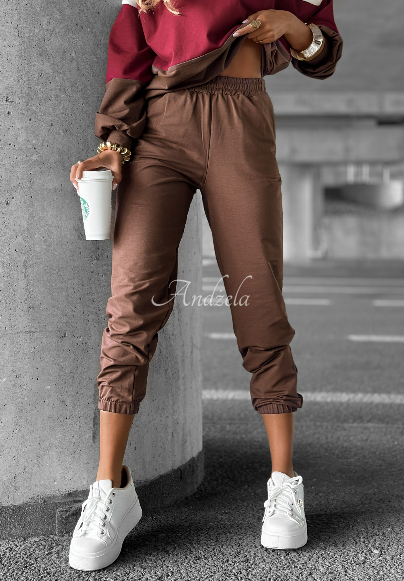 Komplet dresowy bluza i spodnie Just A Look czekoladowo-burgundowy