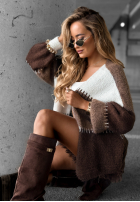 Krótki kardigan Cold Coffee czekoladowo-biały