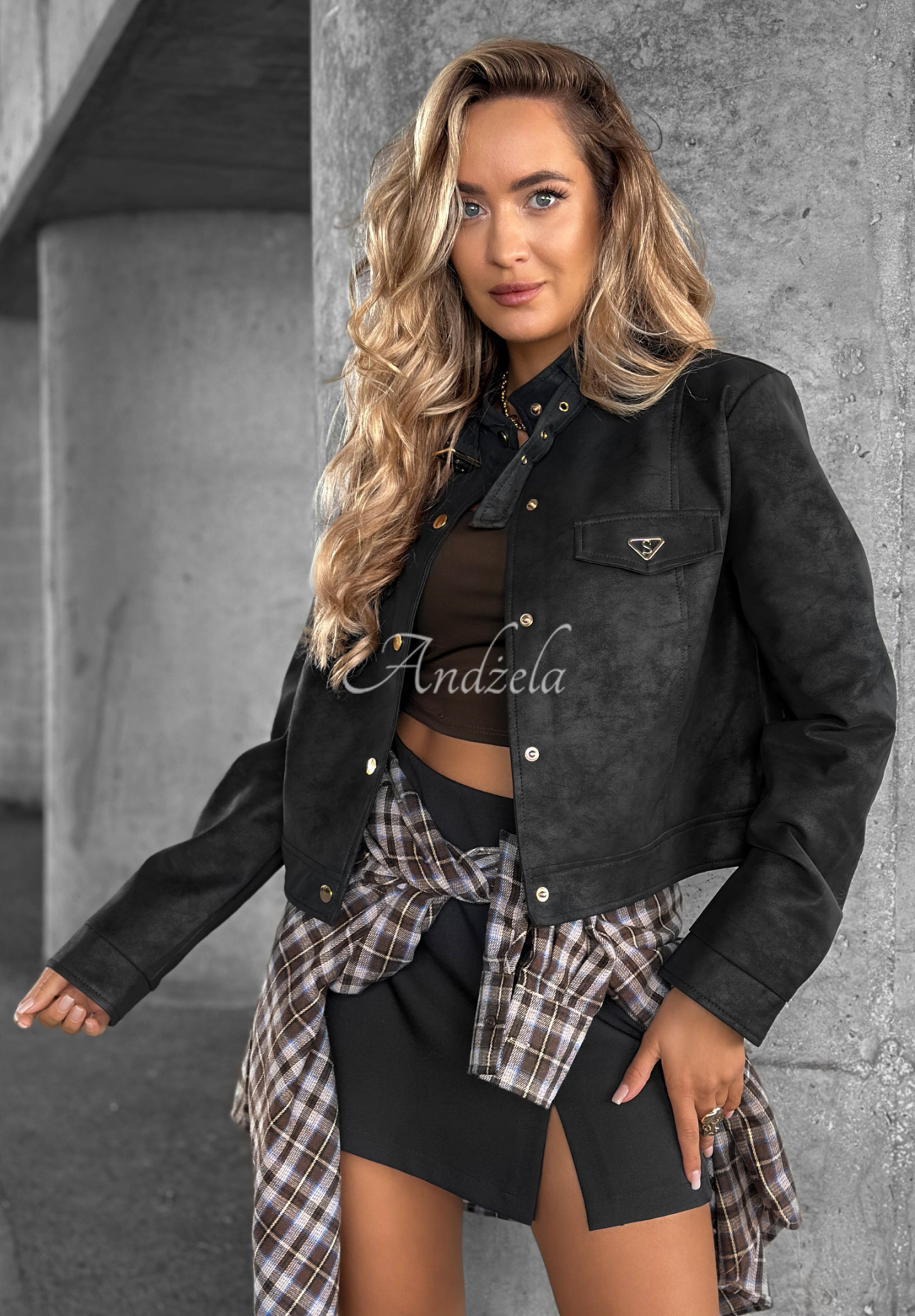 Autumn Whisper short suede jacket black
