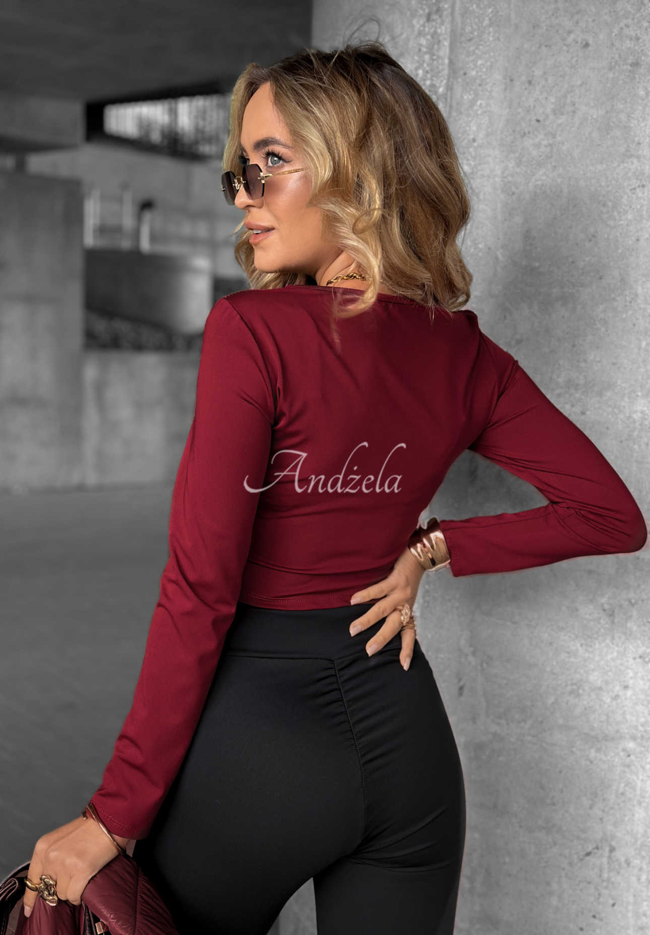 Short longsleeve blouse with neckline Go Ahead burgundy