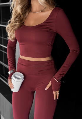 Kr&oacute;tka bluzka longsleeve Something Necessary burgundowa