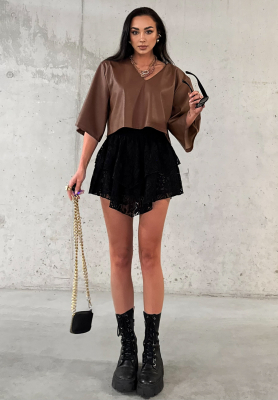 La Milla Unseen lace skirt-shorts black