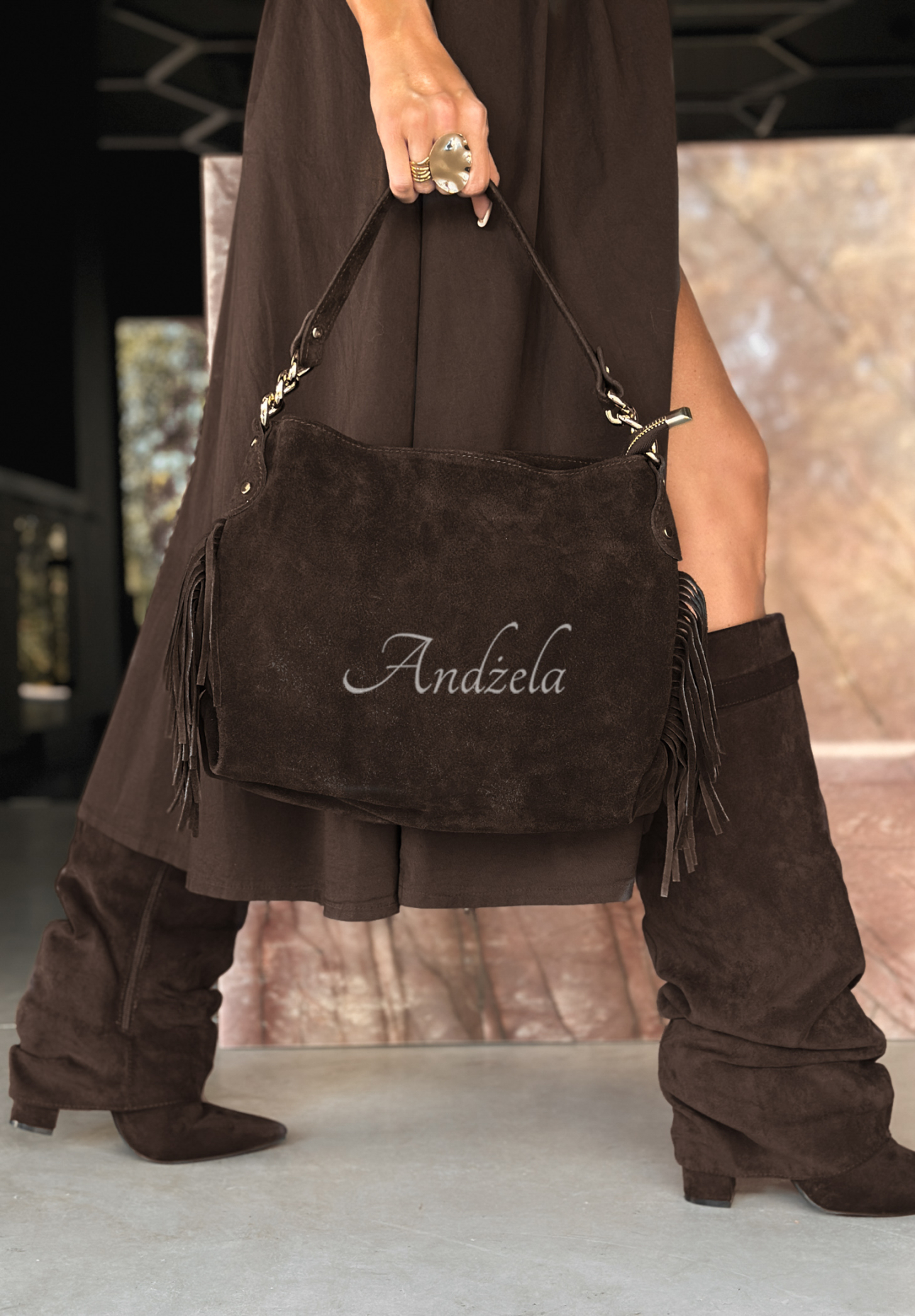 Suede handbag with tassels Final Message chocolate
