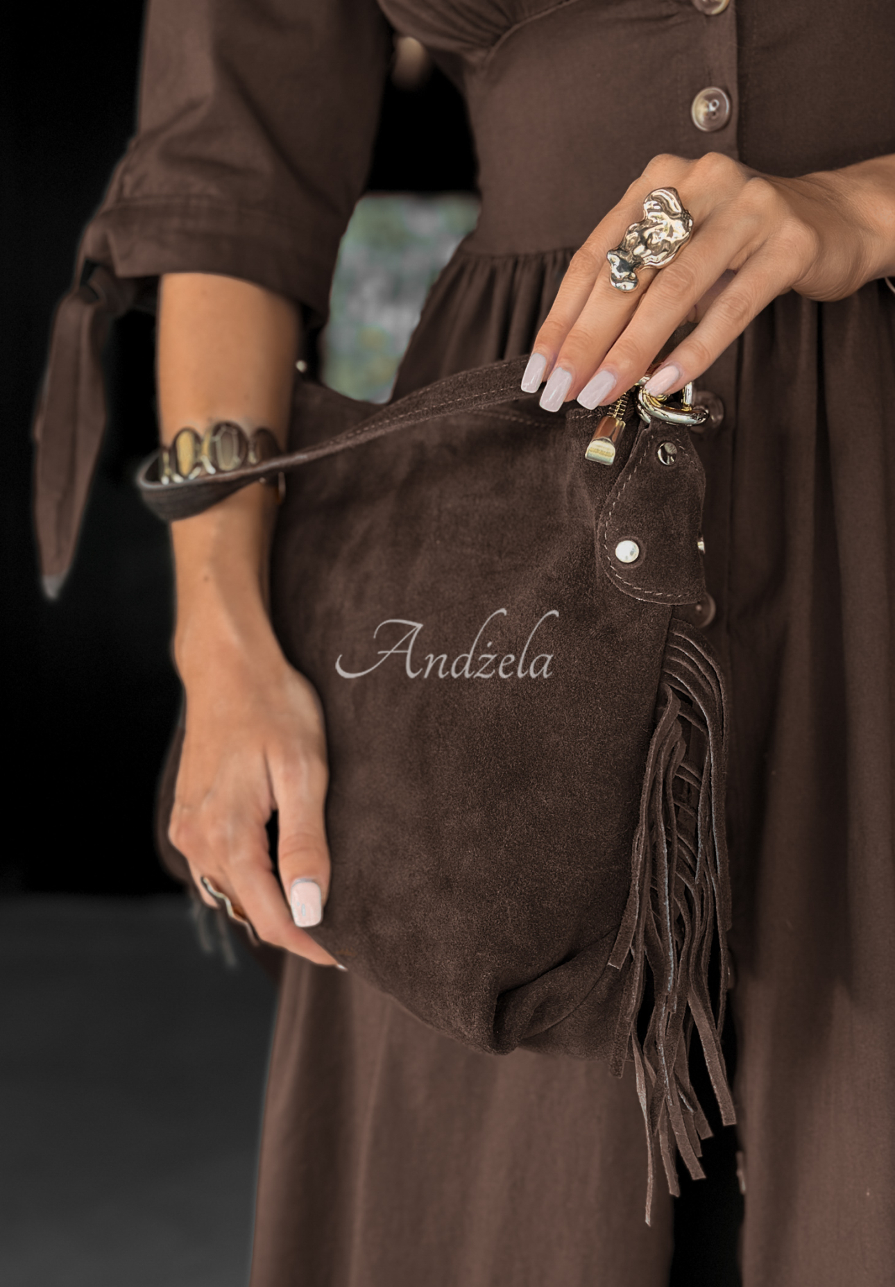 Suede handbag with tassels Final Message chocolate