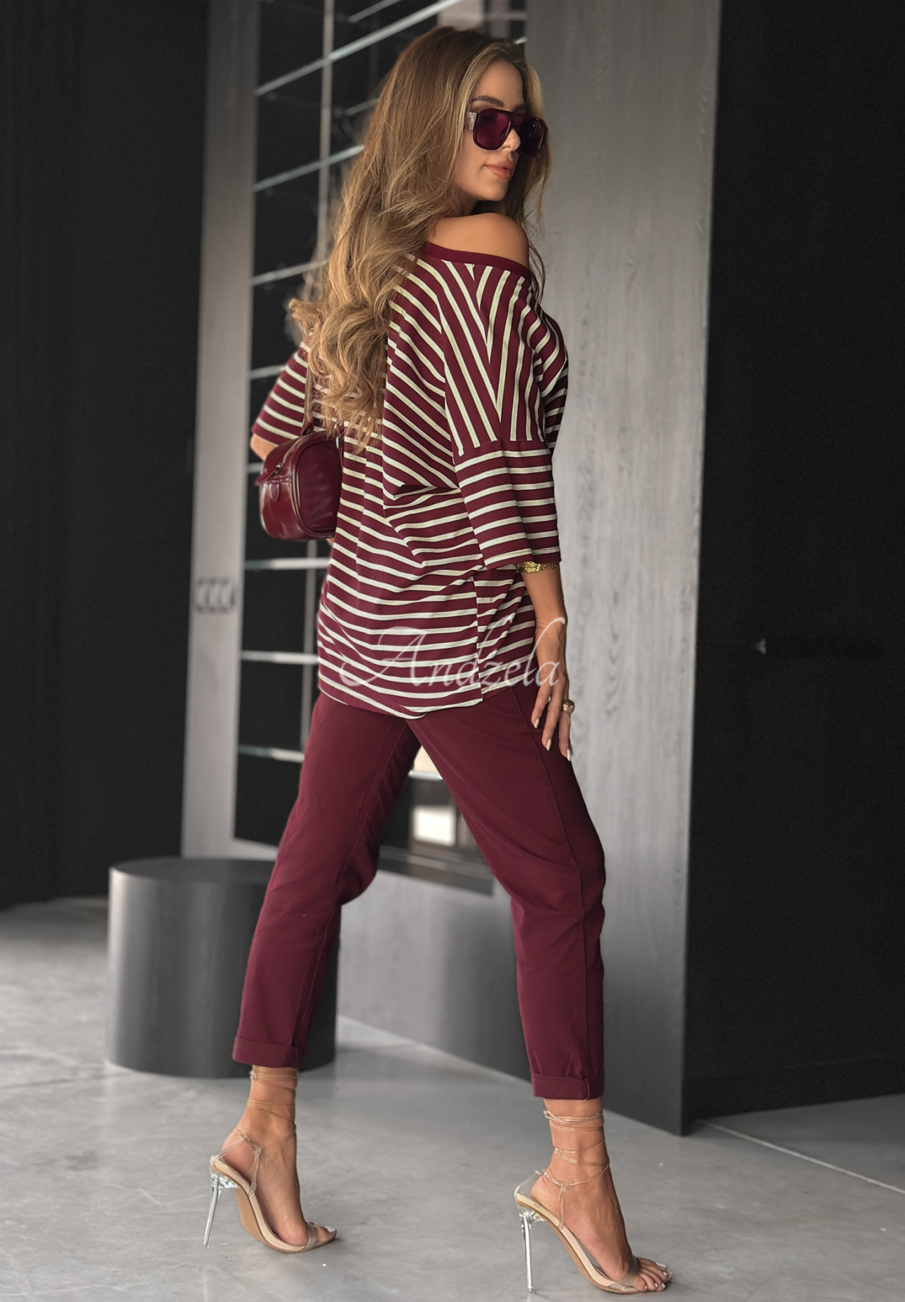 T-shirt oversize w paski Cascade burgundowy