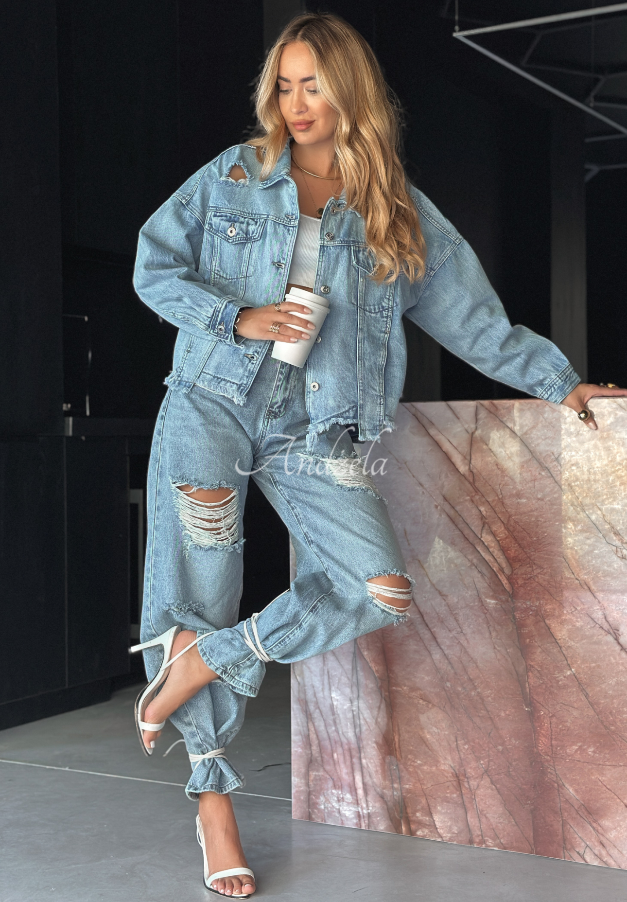 Denim jacket with rubbing We Think Alike blue