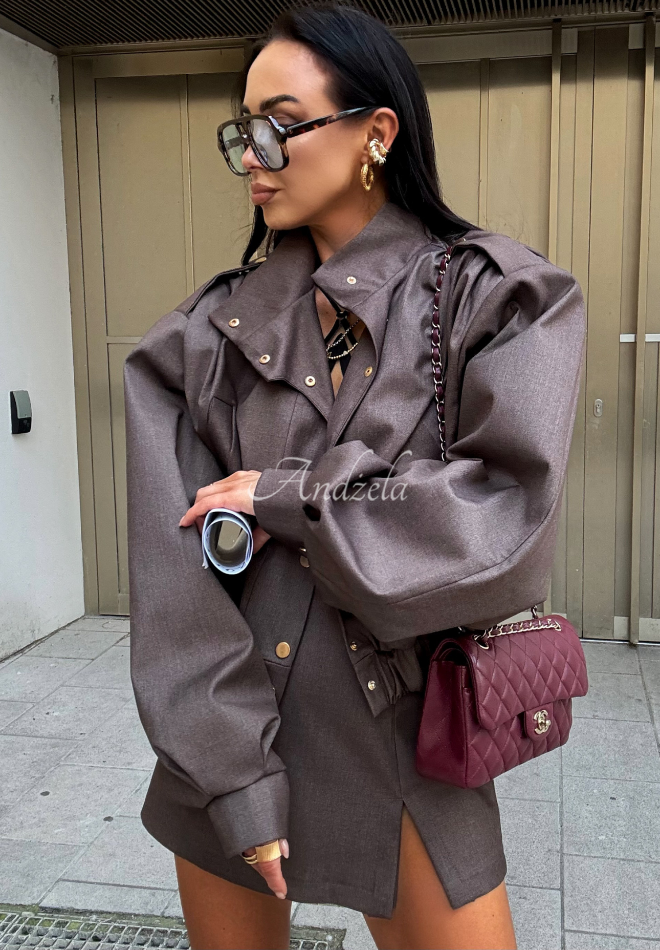 Mini skirt-shorts with slit La Milla Got My Attention mocha