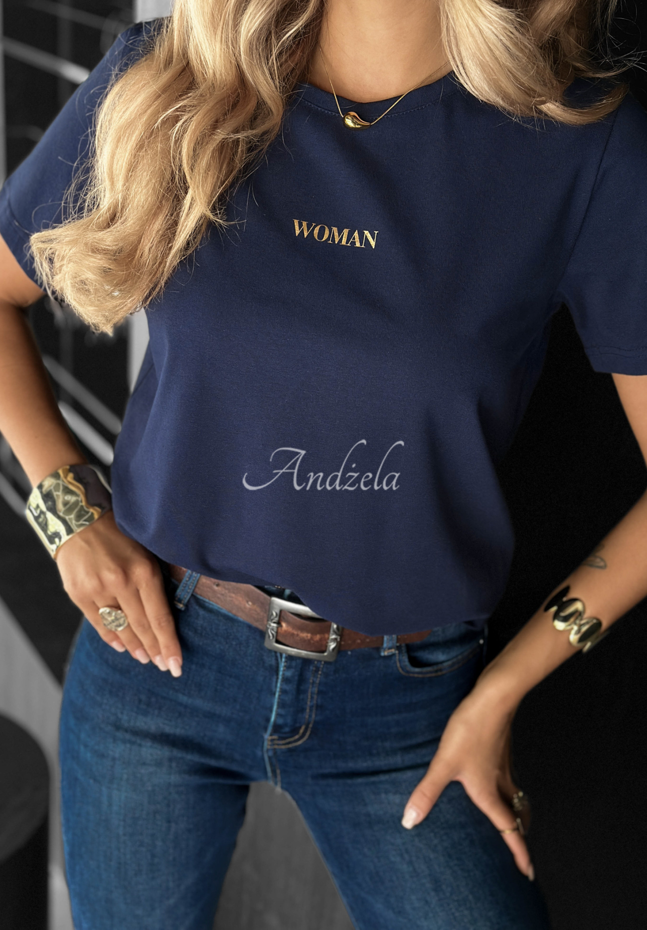 Bawełniany T-shirt z nadrukiem Woman granatowy