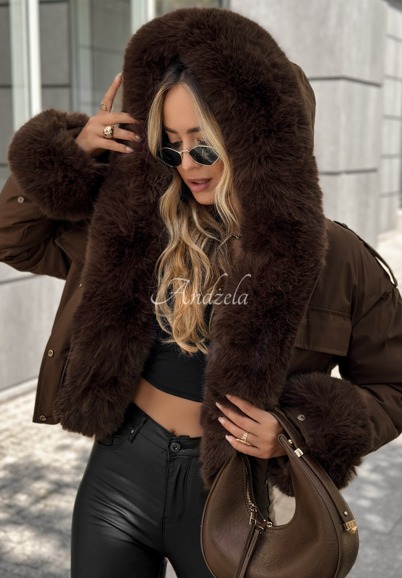 Short jacket with fur Timber Pines chocolate.