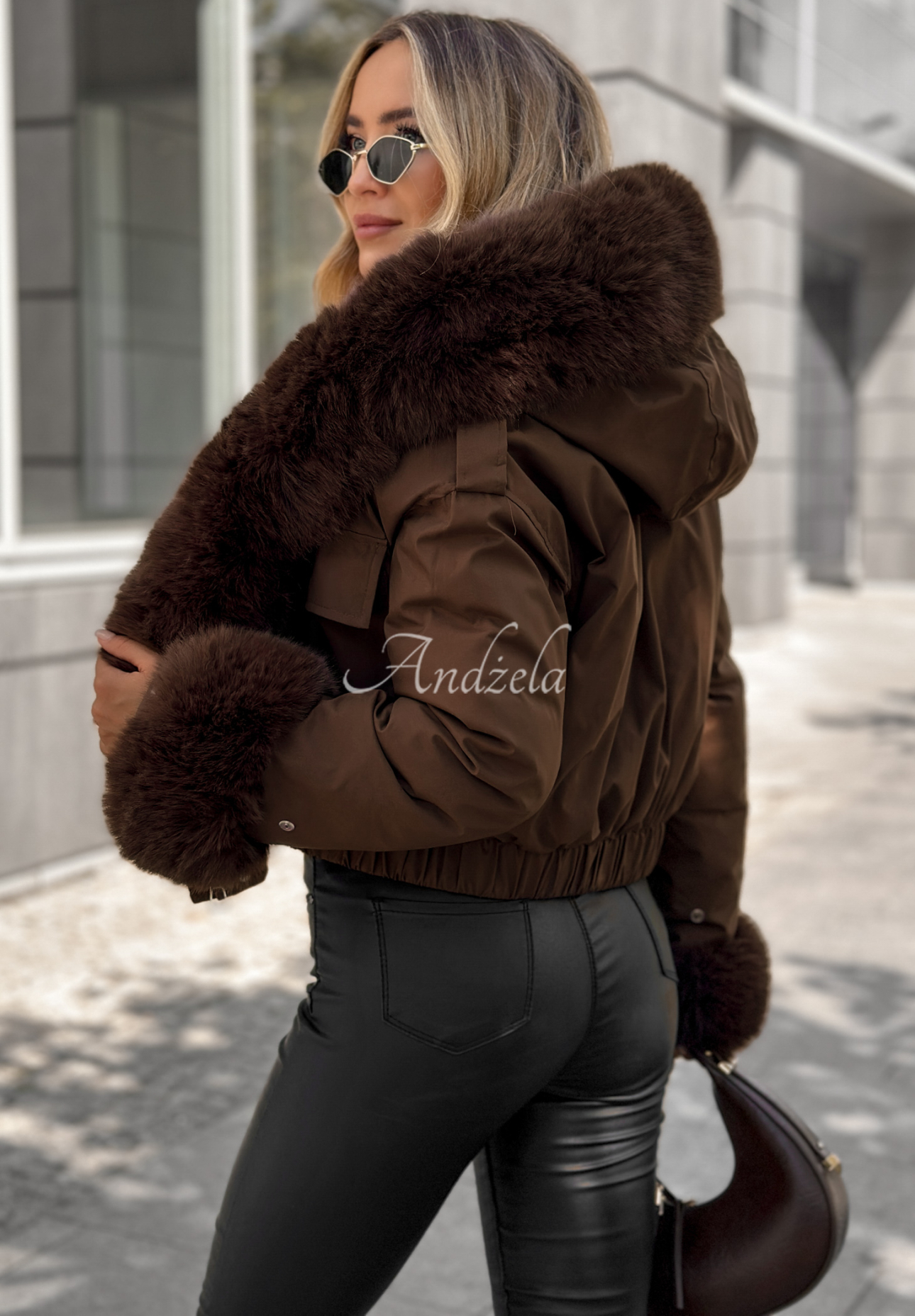 Short jacket with fur Timber Pines chocolate.