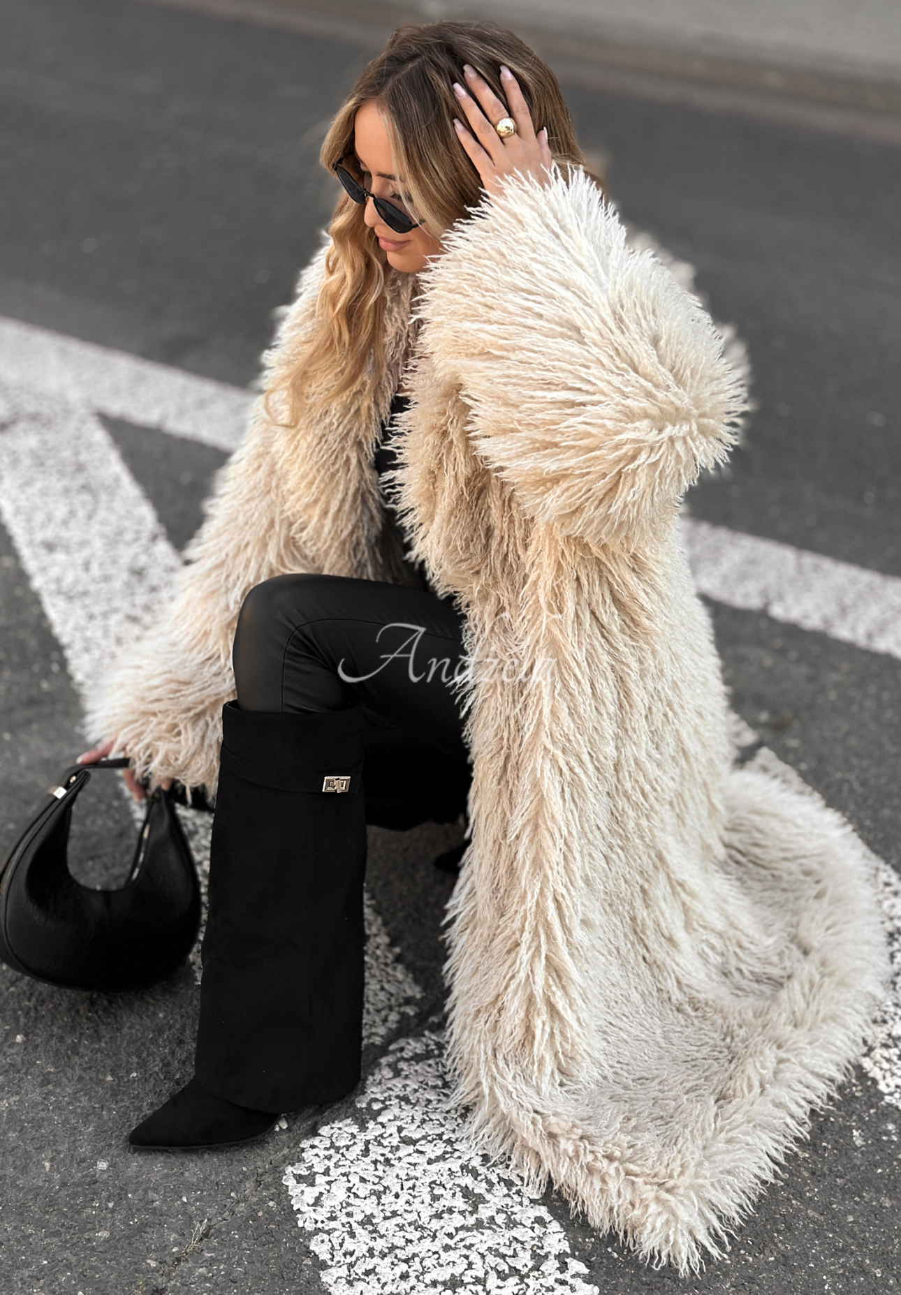 Long fur coat Hello Drama Queen beige