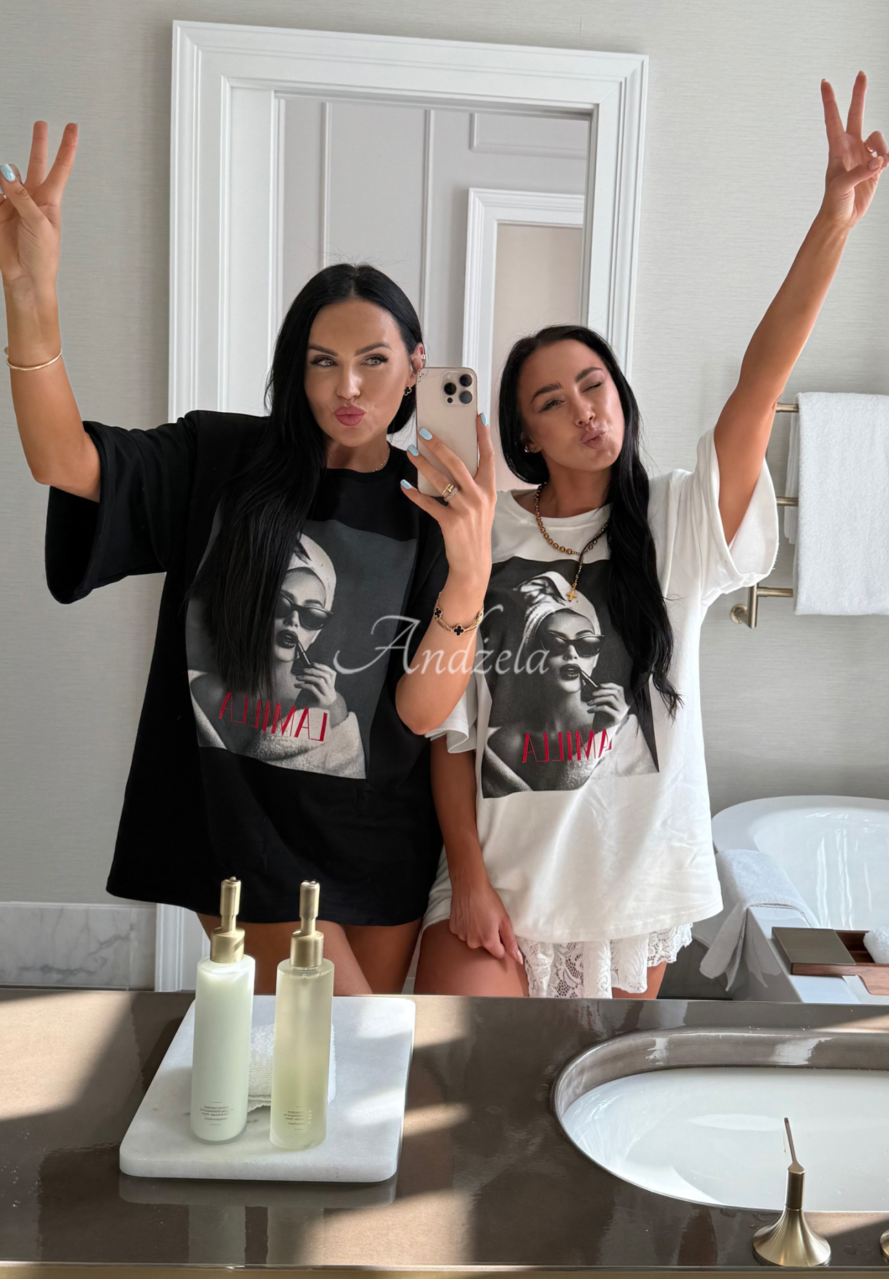 T-shirt z nadrukiem La Milla Her Era czarny