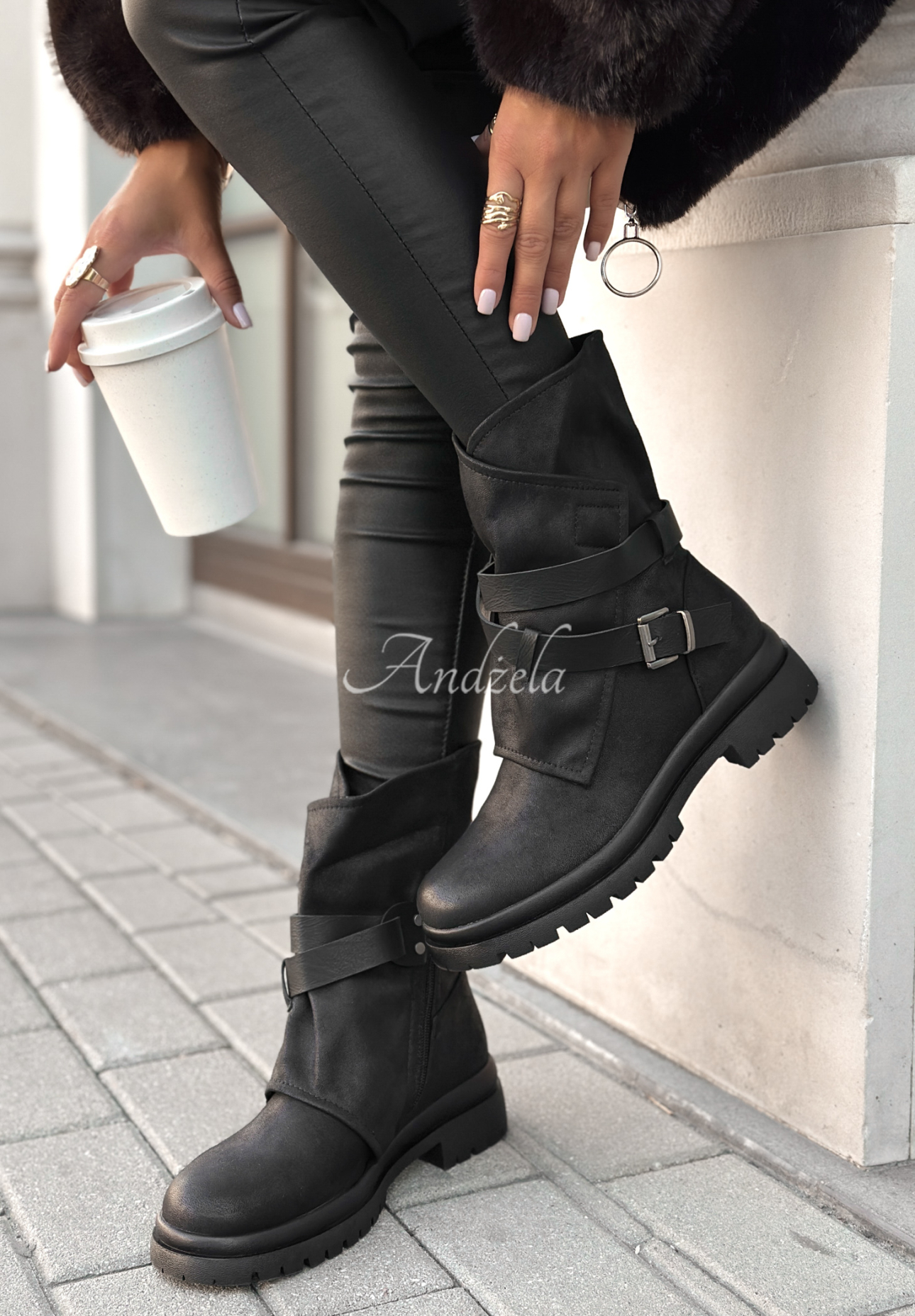 Skórzane botki z klamrami Still So Warm czarne