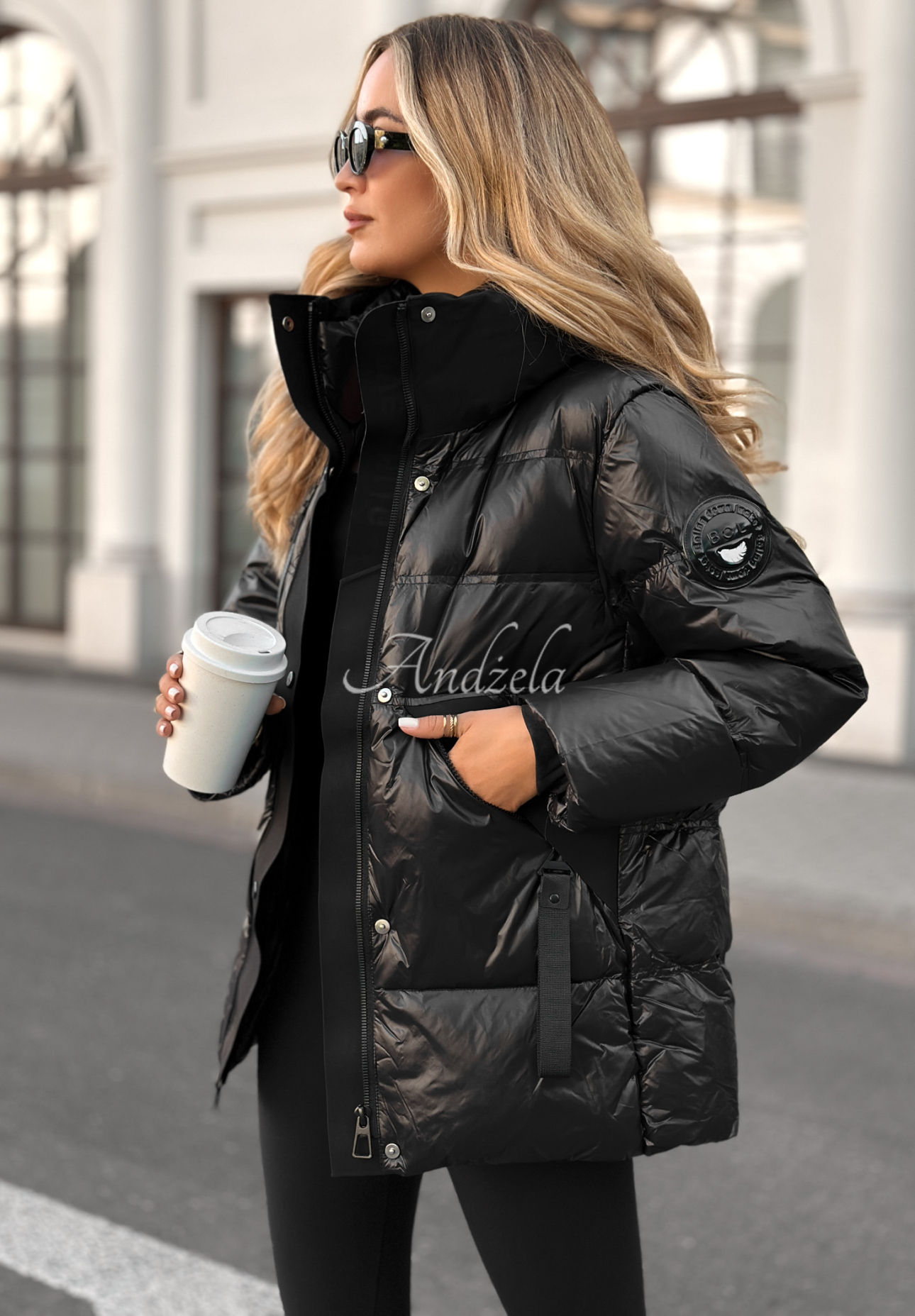 Down jacket with hood Turn Around black