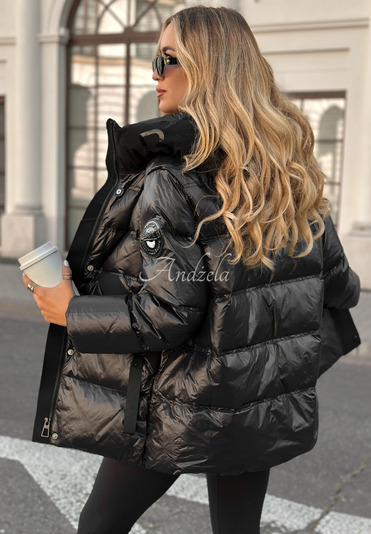 Down jacket with hood Turn Around black