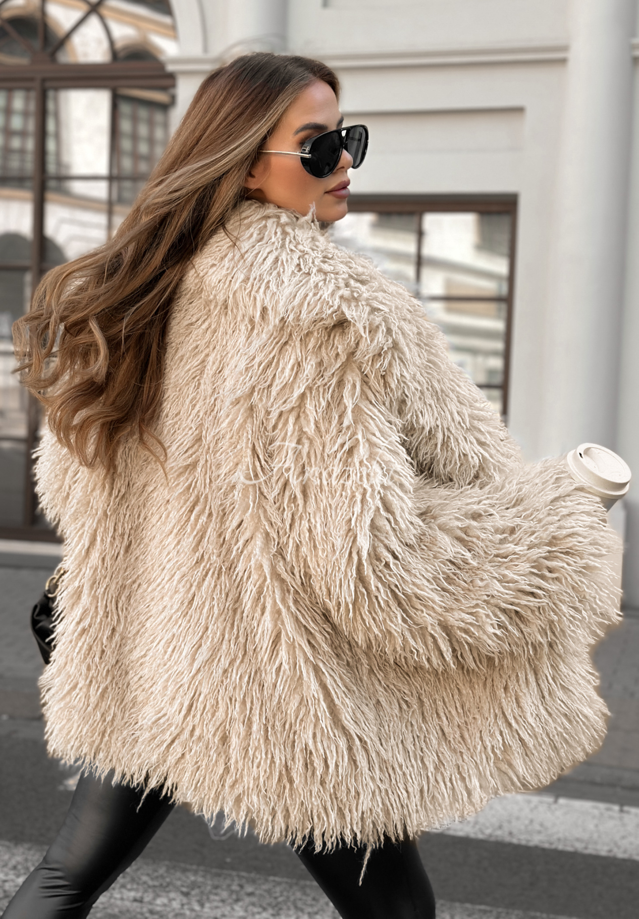 Tree Villa fur coat beige