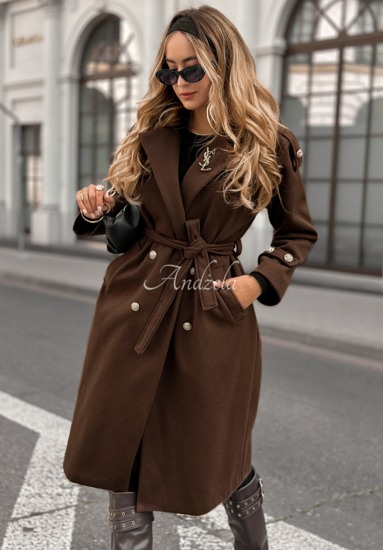 Quiet Feeling chocolate button coat