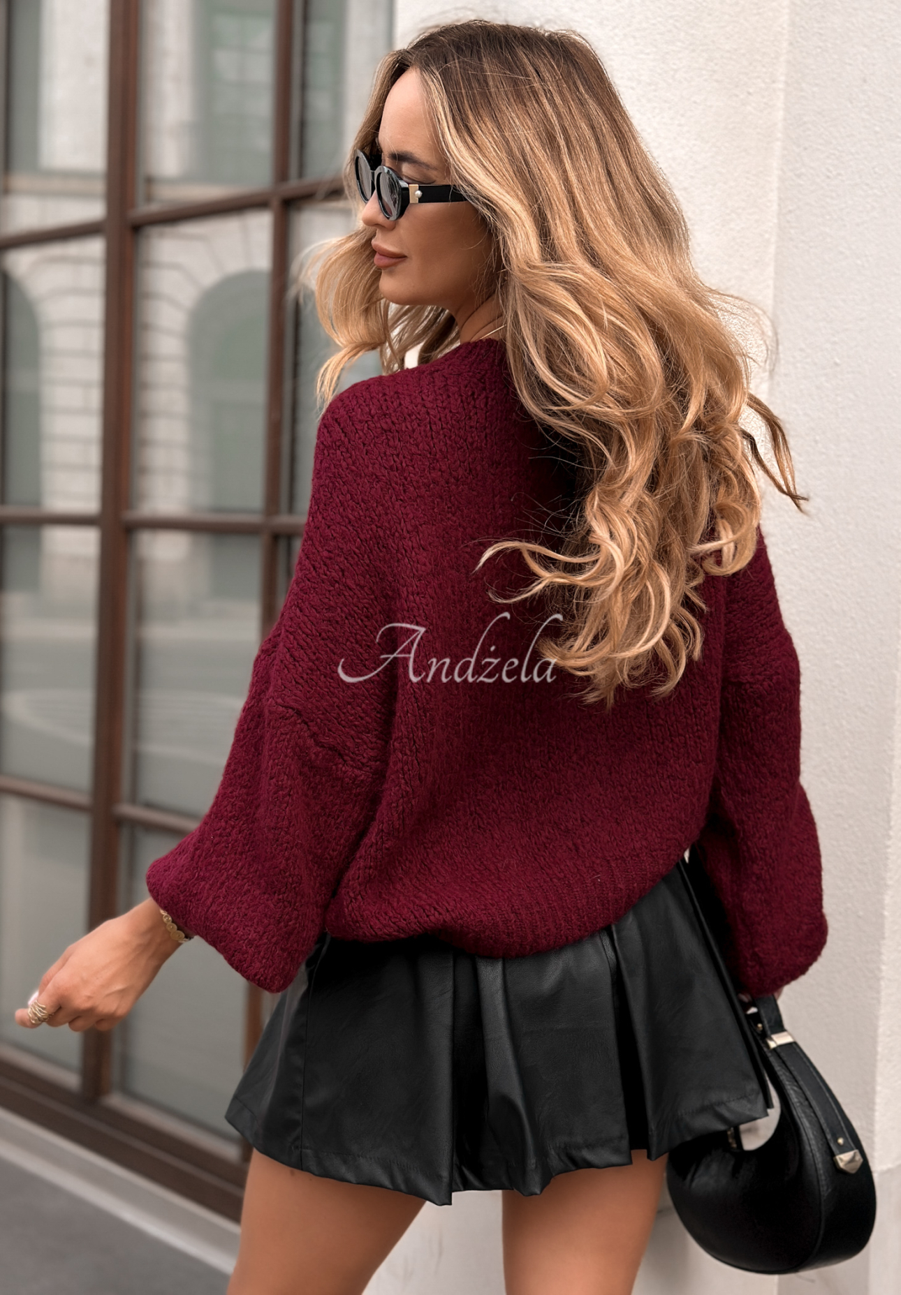 Sweter z bufiastymi rękawami Maybe Never burgundowy