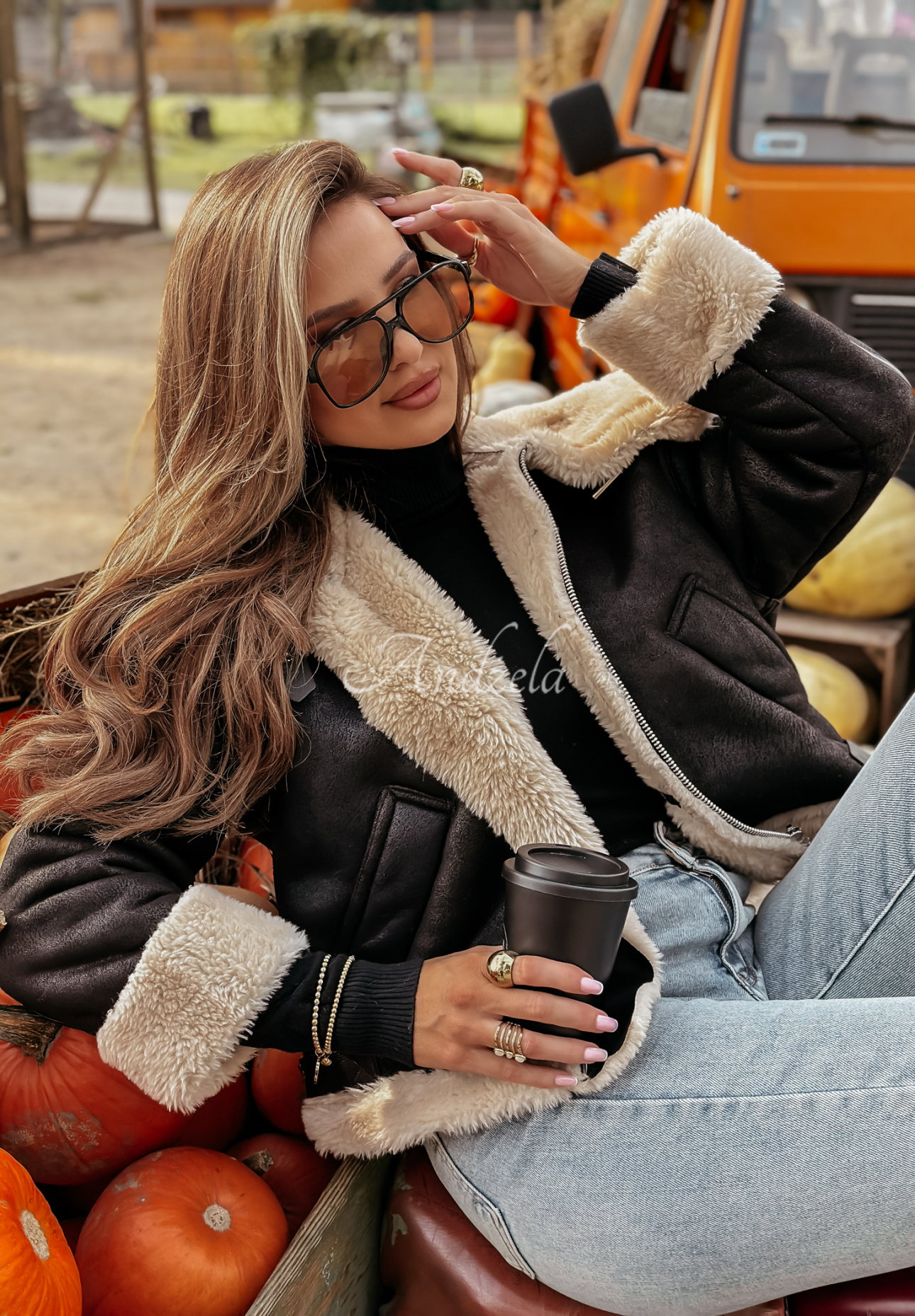 Short suede sheepskin jacket Mountain Mist black