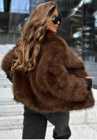 Krótki płaszcz futerko z kołnierzem Woody Acres czekoladowy