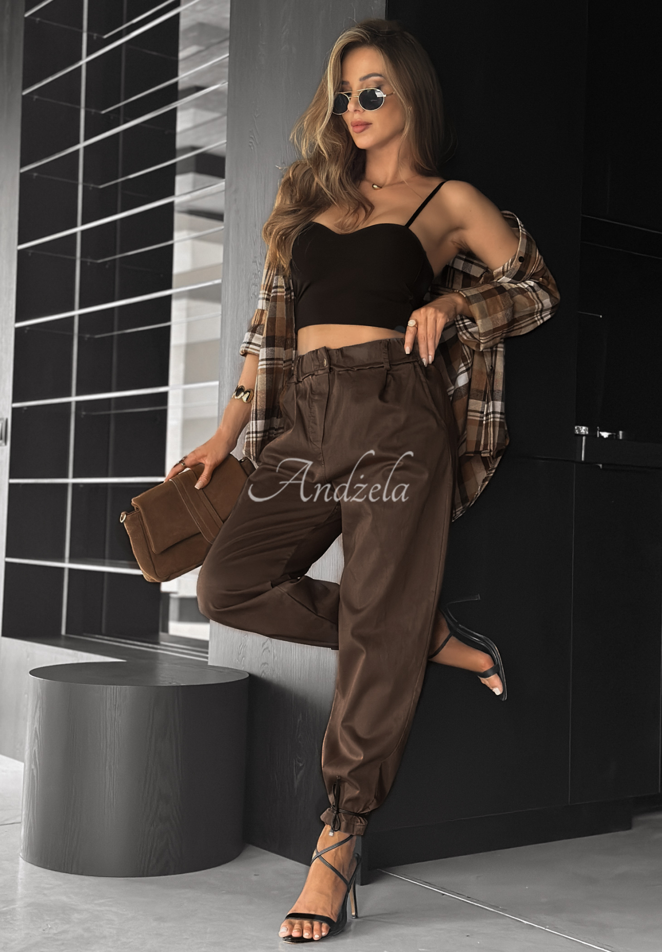 Middle Of Nowhere chocolate pants